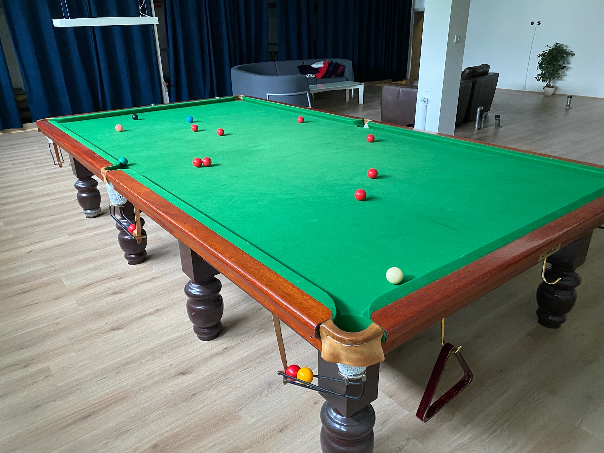 SELT / SOLD - Snookerborð 5