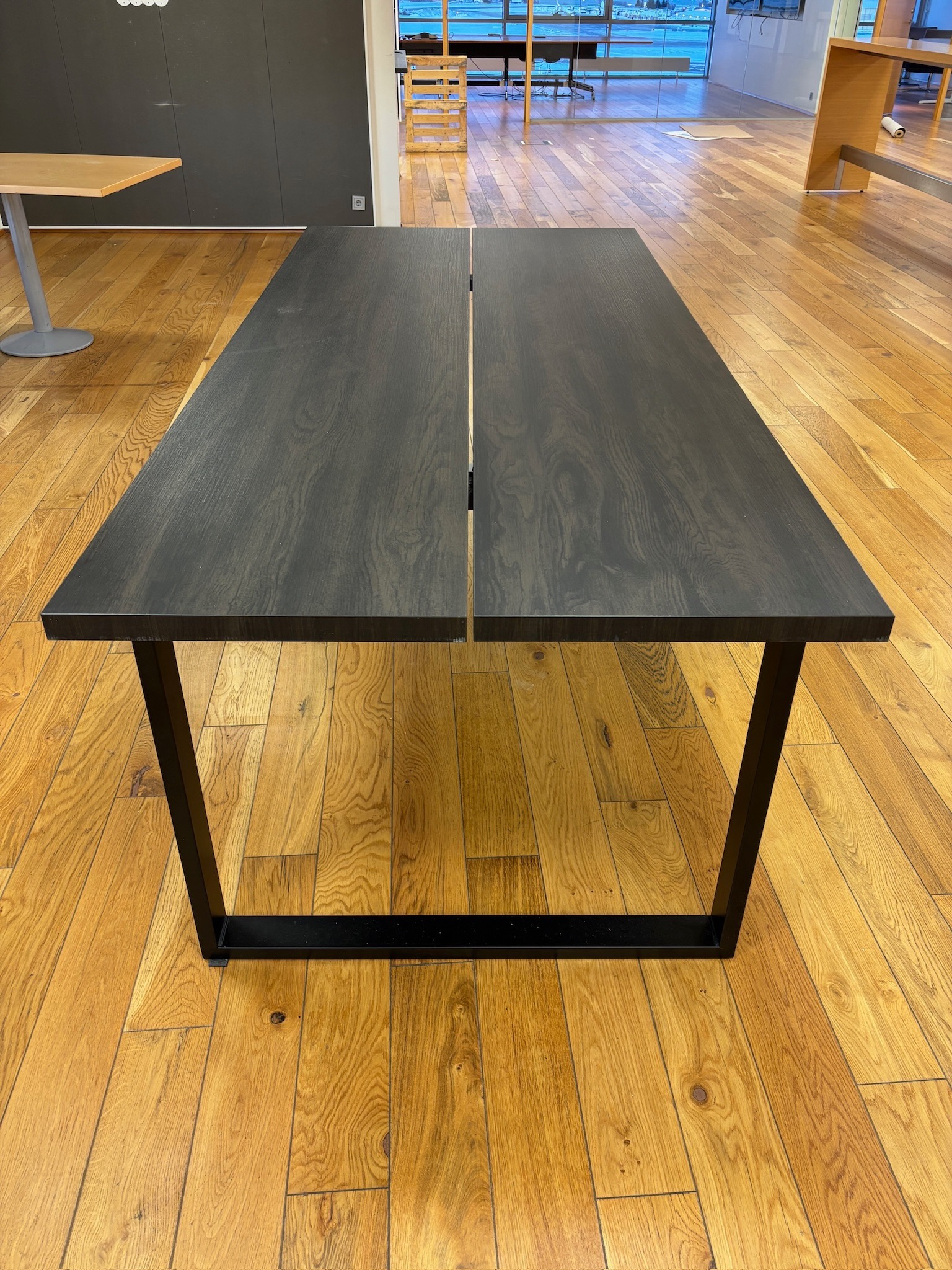 SELT / SOLD Tranebo borðstofuborð frá IKEA, 220 x 101 x H76 sm. 2