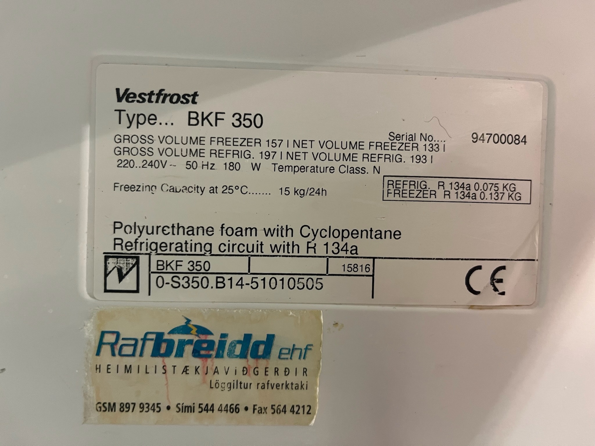 SELT / SOLD Vestfrost kæliskápur m.frysti L60 x D60 x H184,5 sm. 4