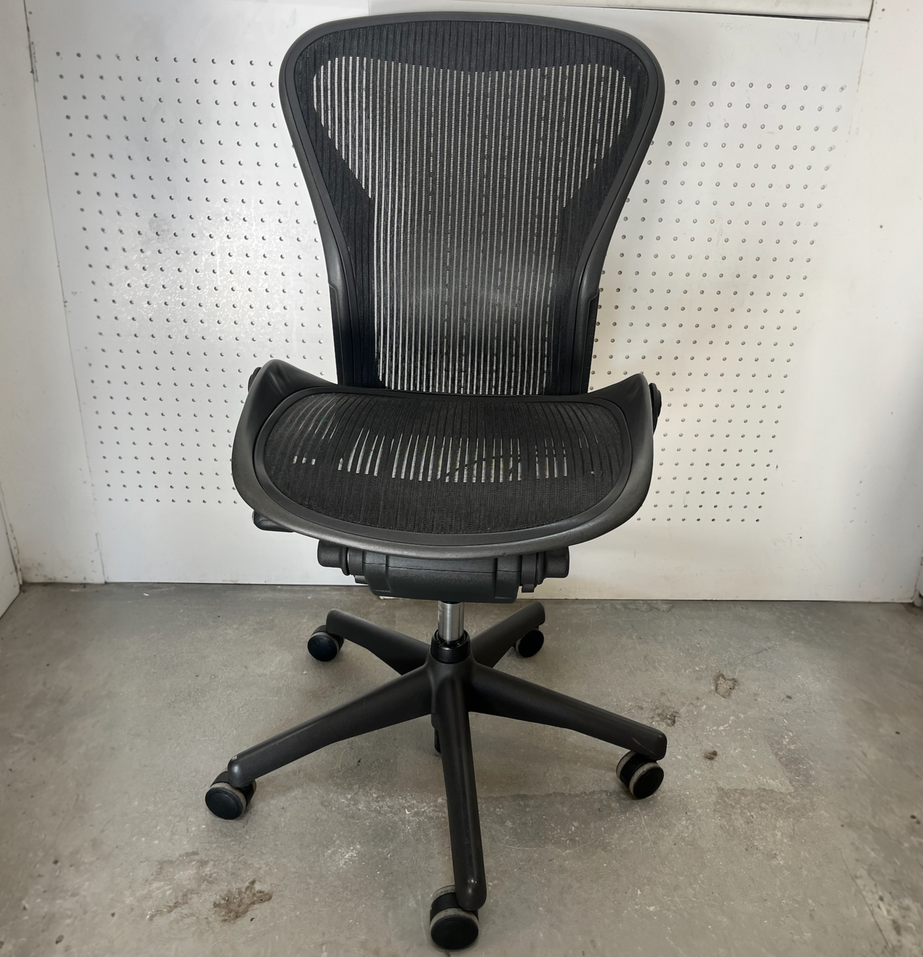 SELT / SOLD Herman Miller Aeron, B stærð