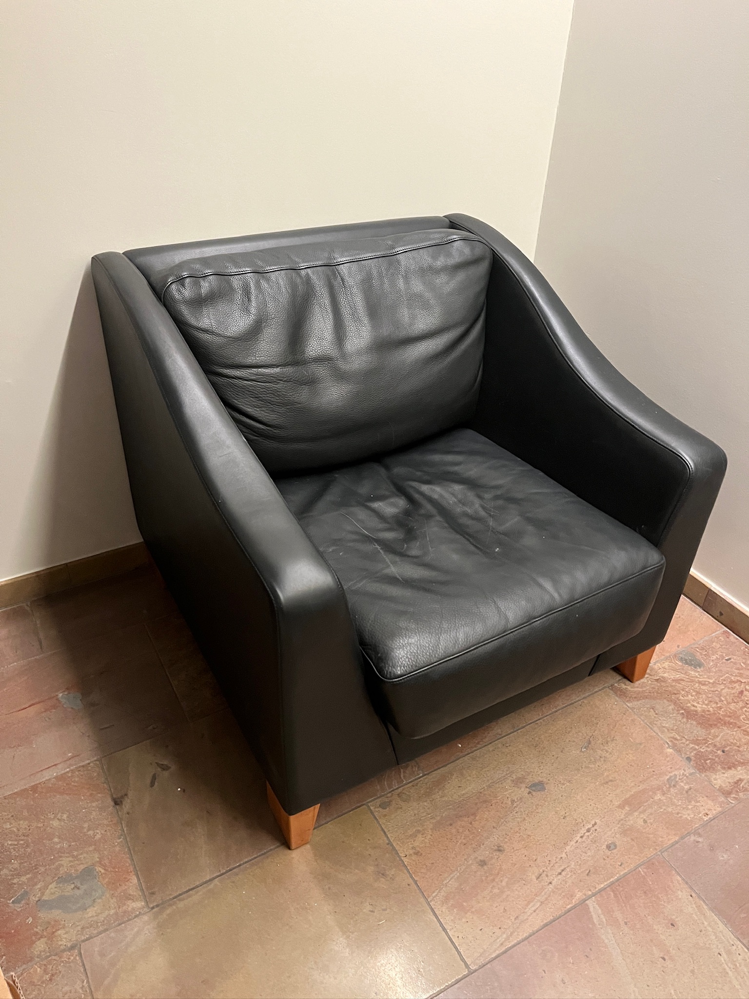 SELT / SOLD Hönnunarstóll - Fredericia Danmark leðurarmstóll - handsmíðaður