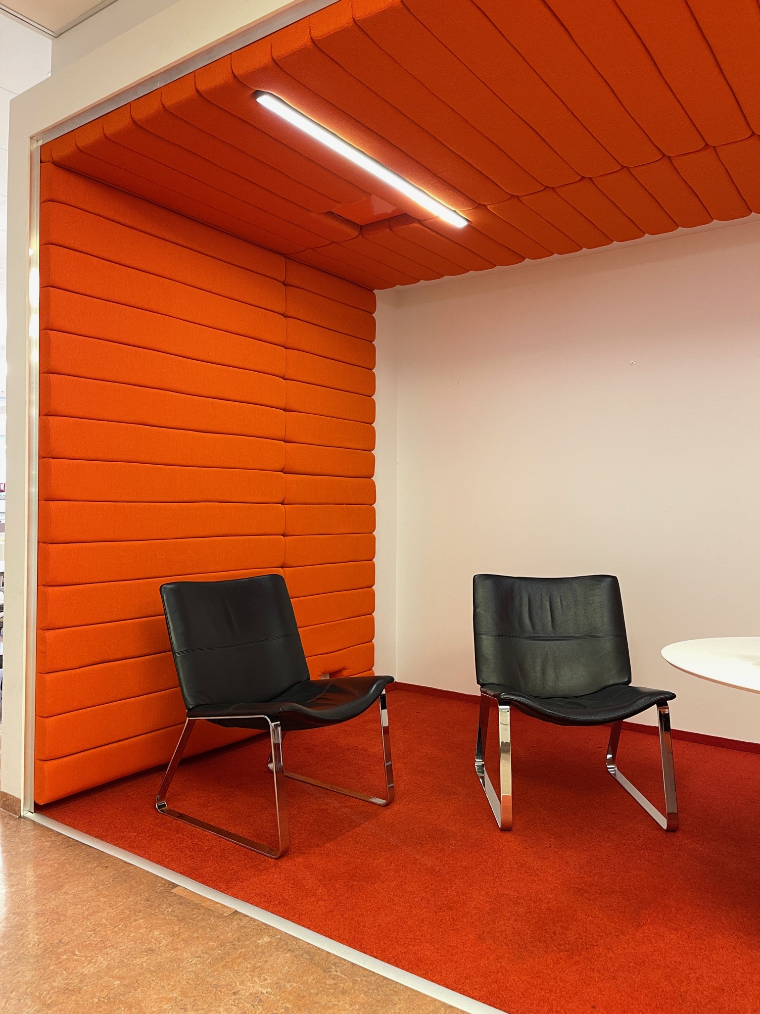 SELT - Hljóðeinangrandi veggja og loftaklæðning - Orange 4