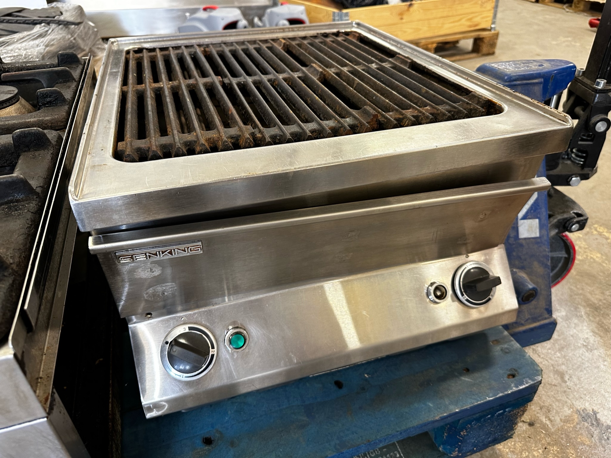 SELT / SOLD Senking grill
