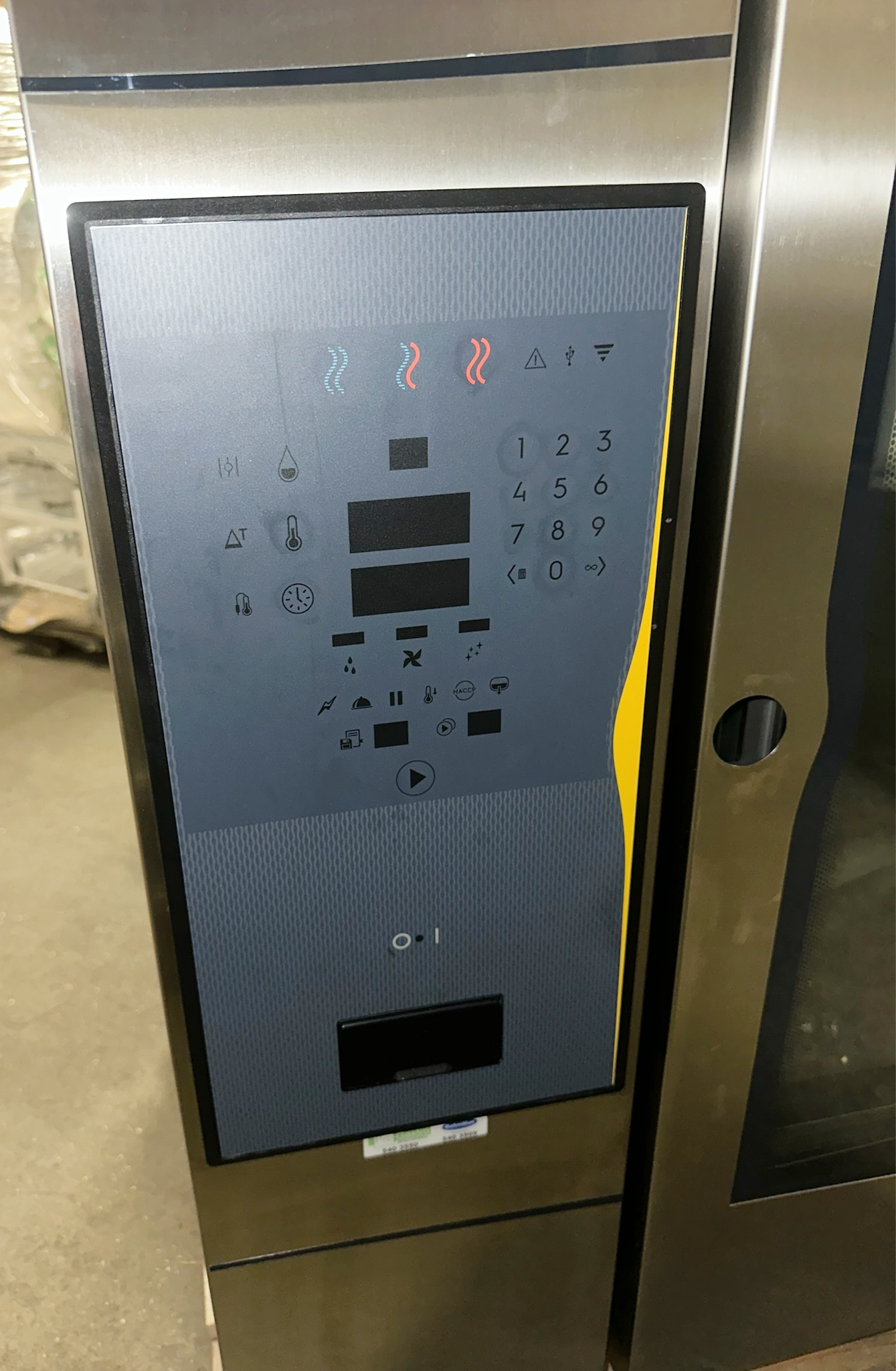 SELT / SOLD Zanussi Magistar Gufusteikingarofn 10 hillu - DS Easy touch (2019) 4