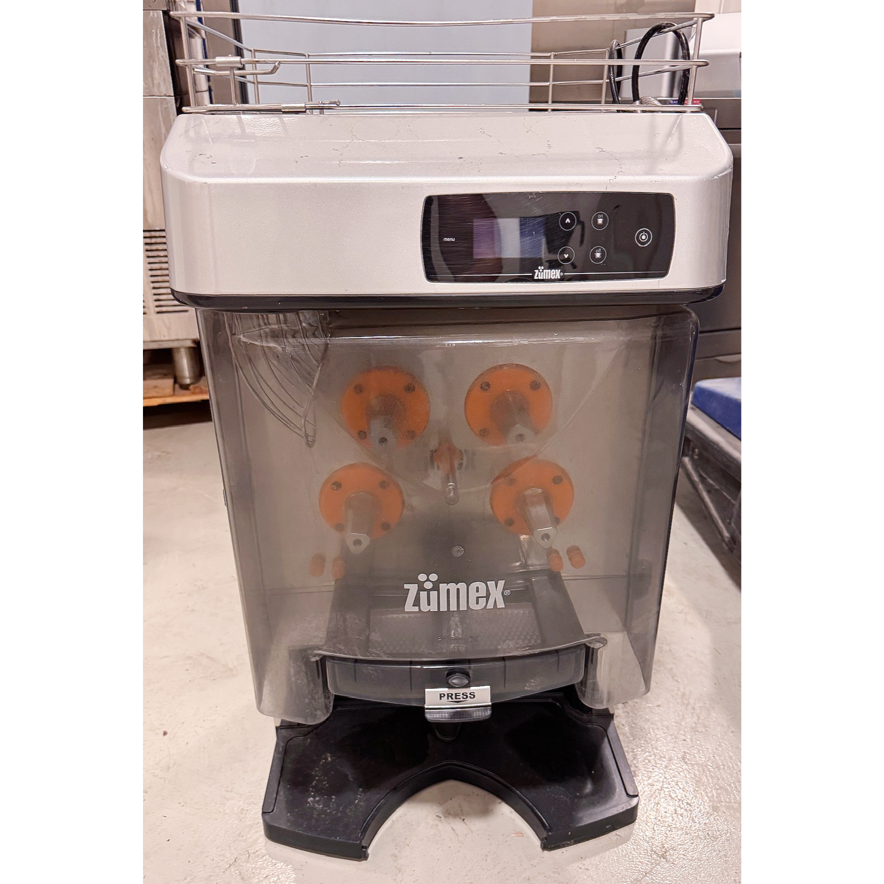 Zumex ávaxtapressa frá BVT