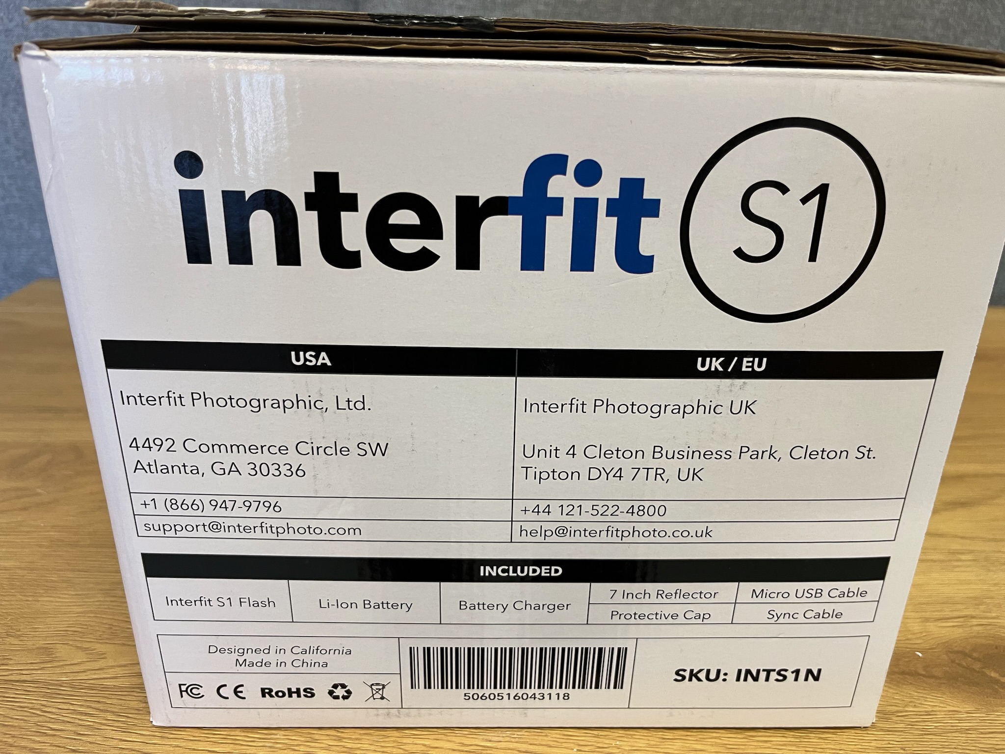 SELT / SOLD Interfit S1 ljóskastari (ónotað) 2