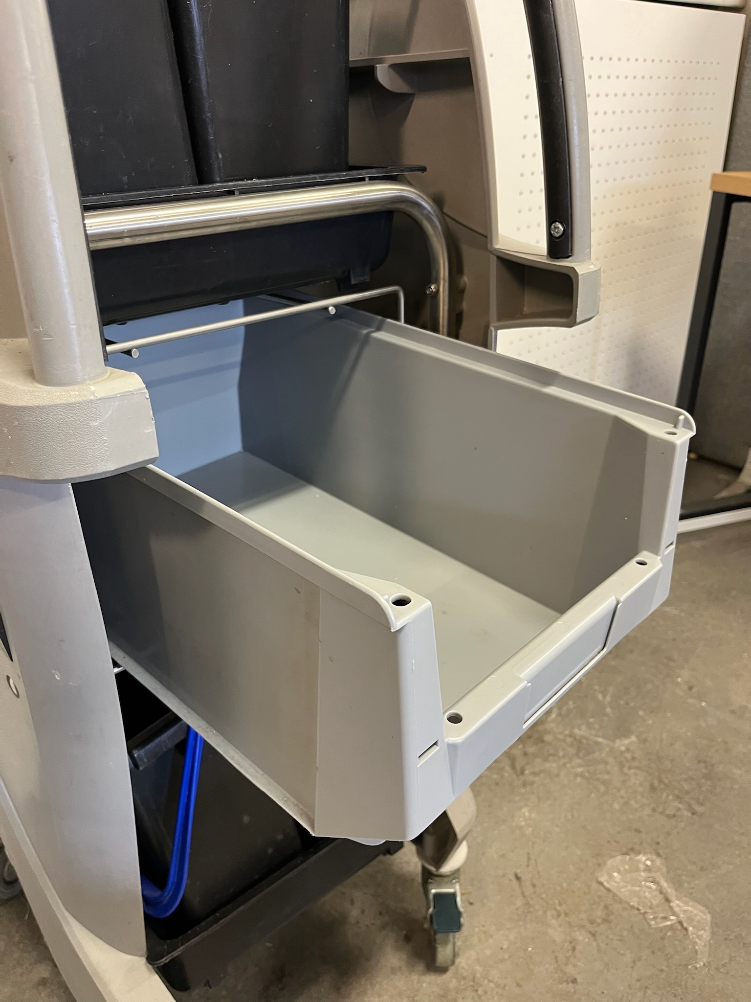 SELT / SOLD Johnson Diversey ræstivagn 9