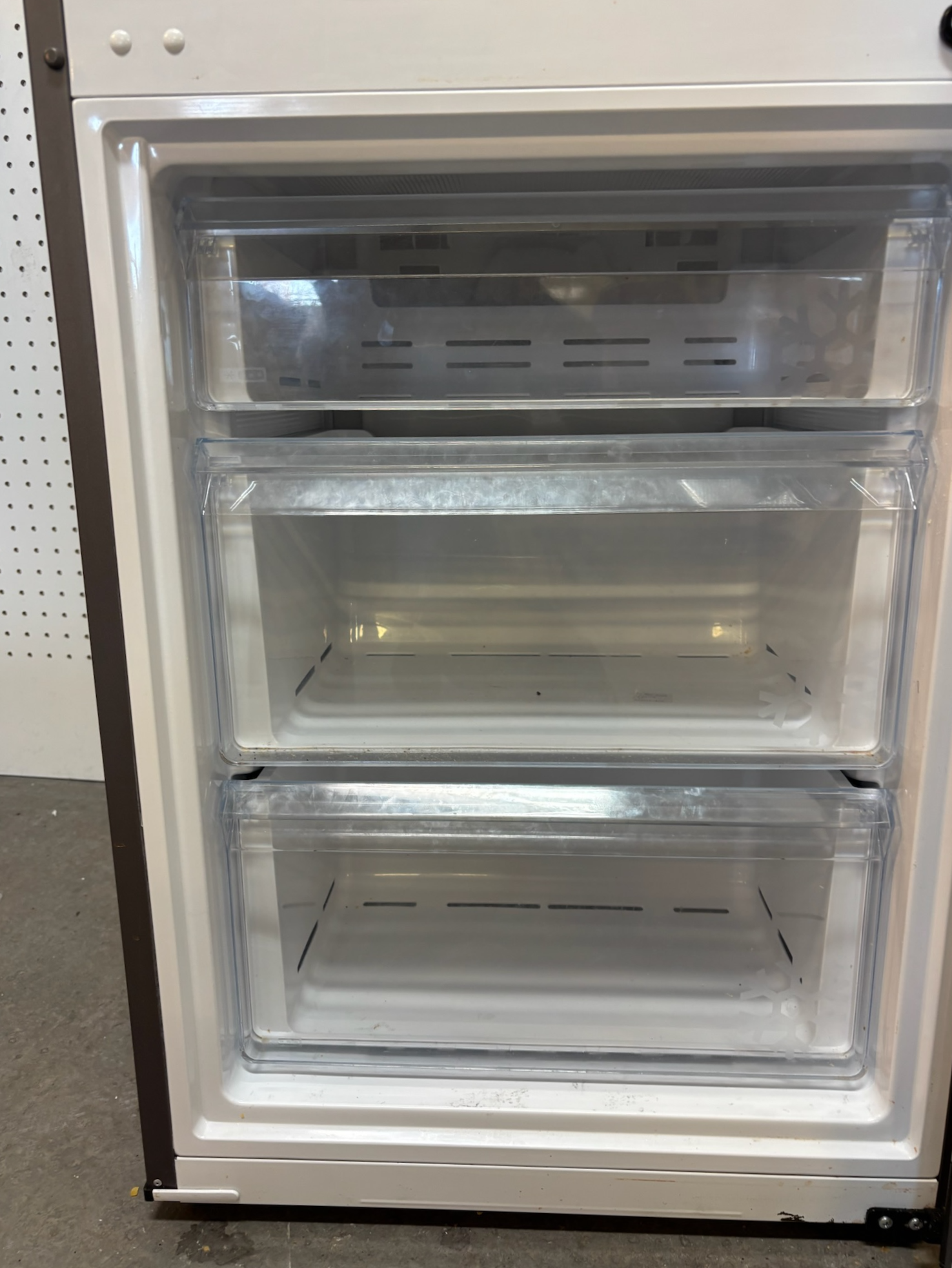 SELT / SOLD Samsung ísskápur með frysti, H185sm. 3
