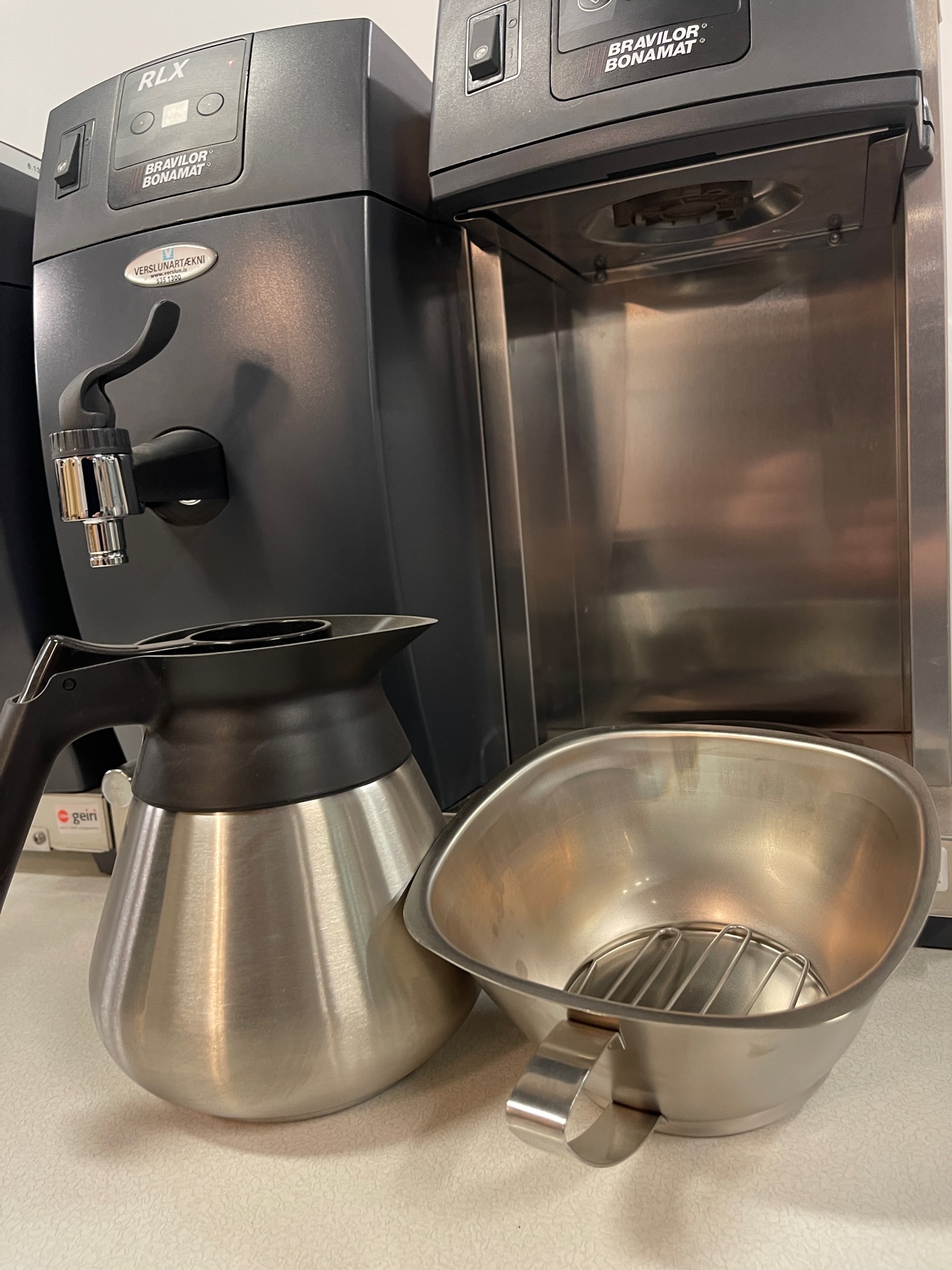 SELT / SOLD RLX 3 Bravilor Bonamat heitavatns- og kaffivél 3