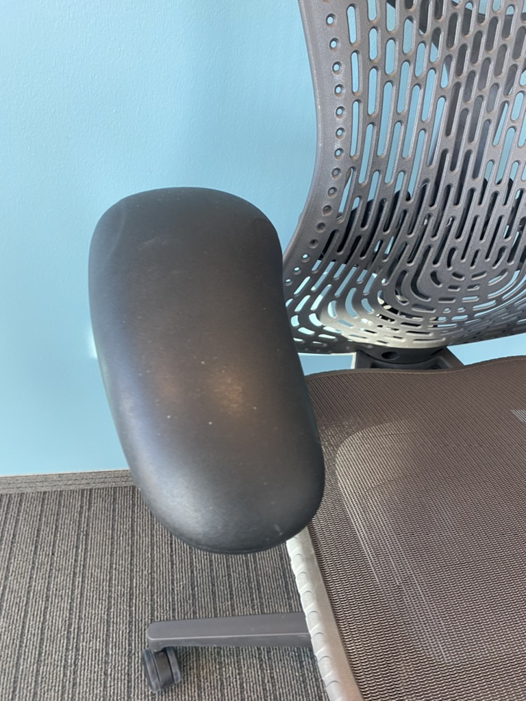 SELT / SOLD Herman Miller Mirra 2 frá Pennanum, sem nýir 8
