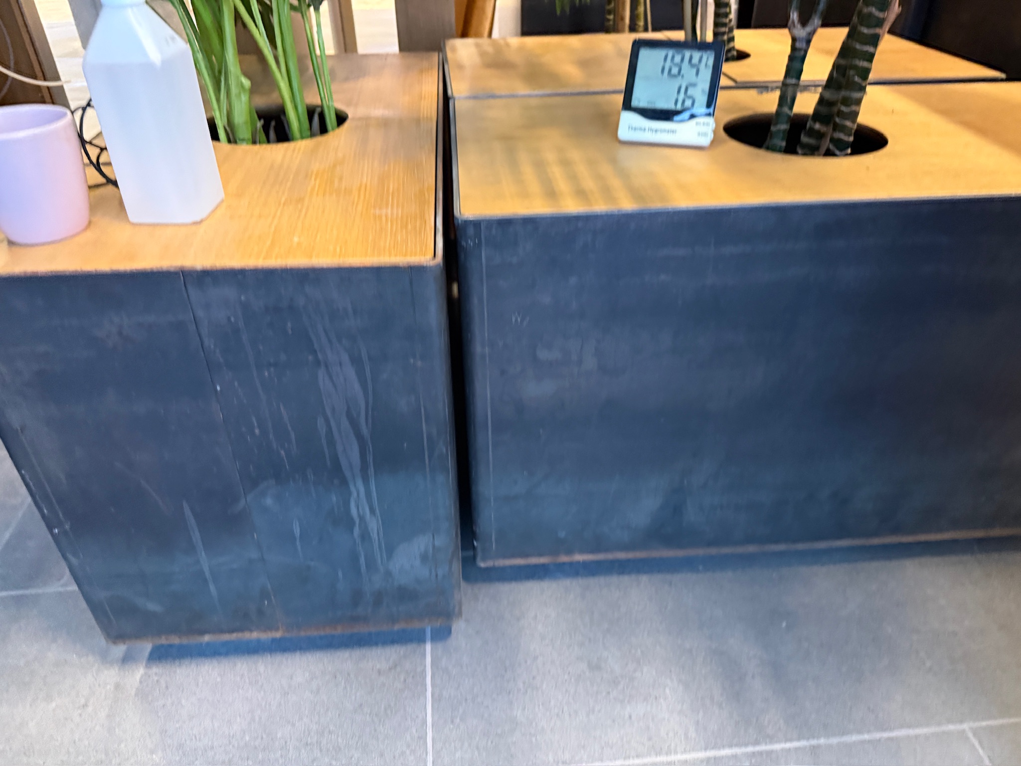 SELT / SOLD Sérsmíðaður blómapottur frá Sýrusson (4 stk.) 3
