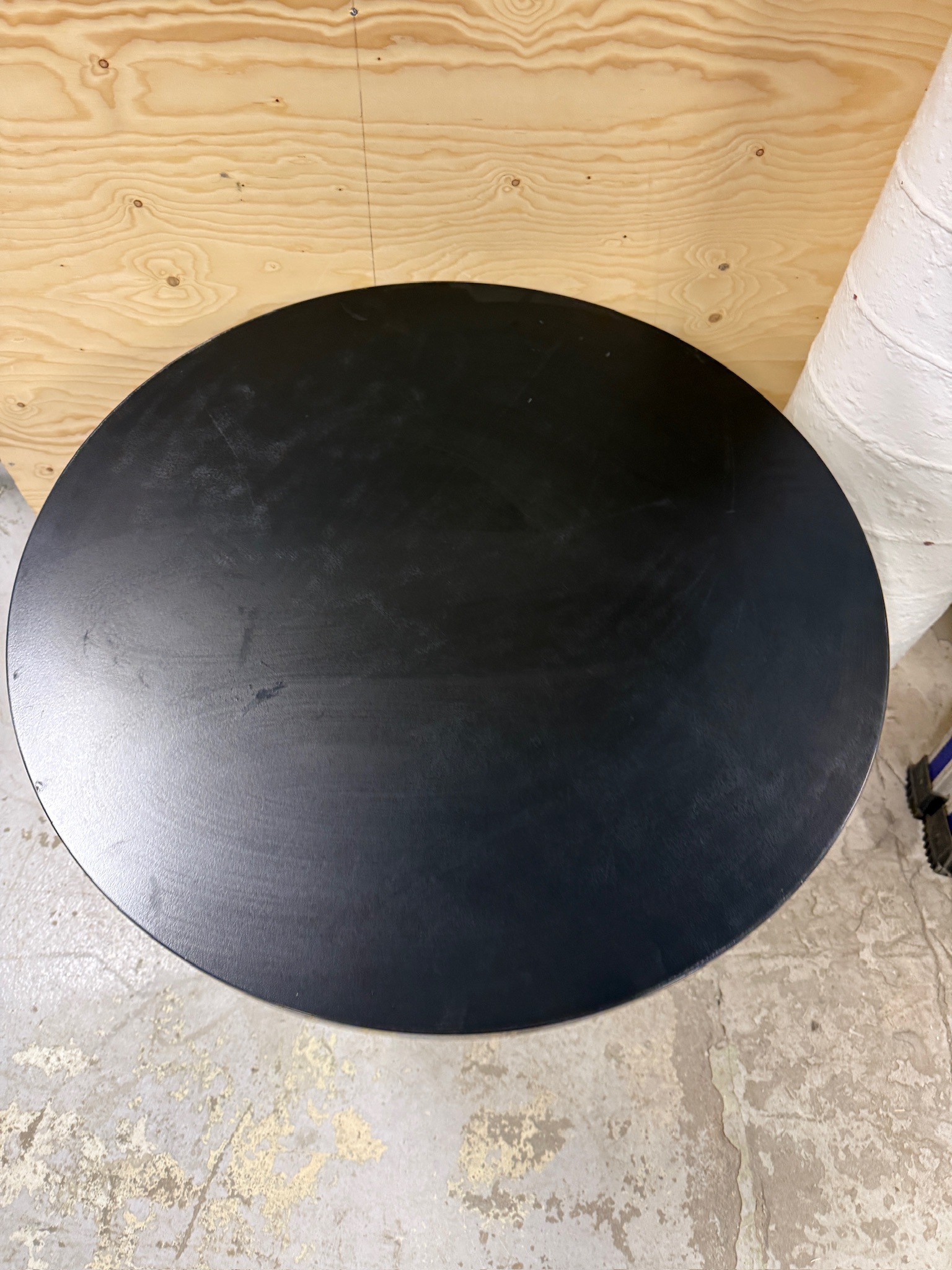 SELT / SOLD Pedrali hringborð, Ø80sm. 3