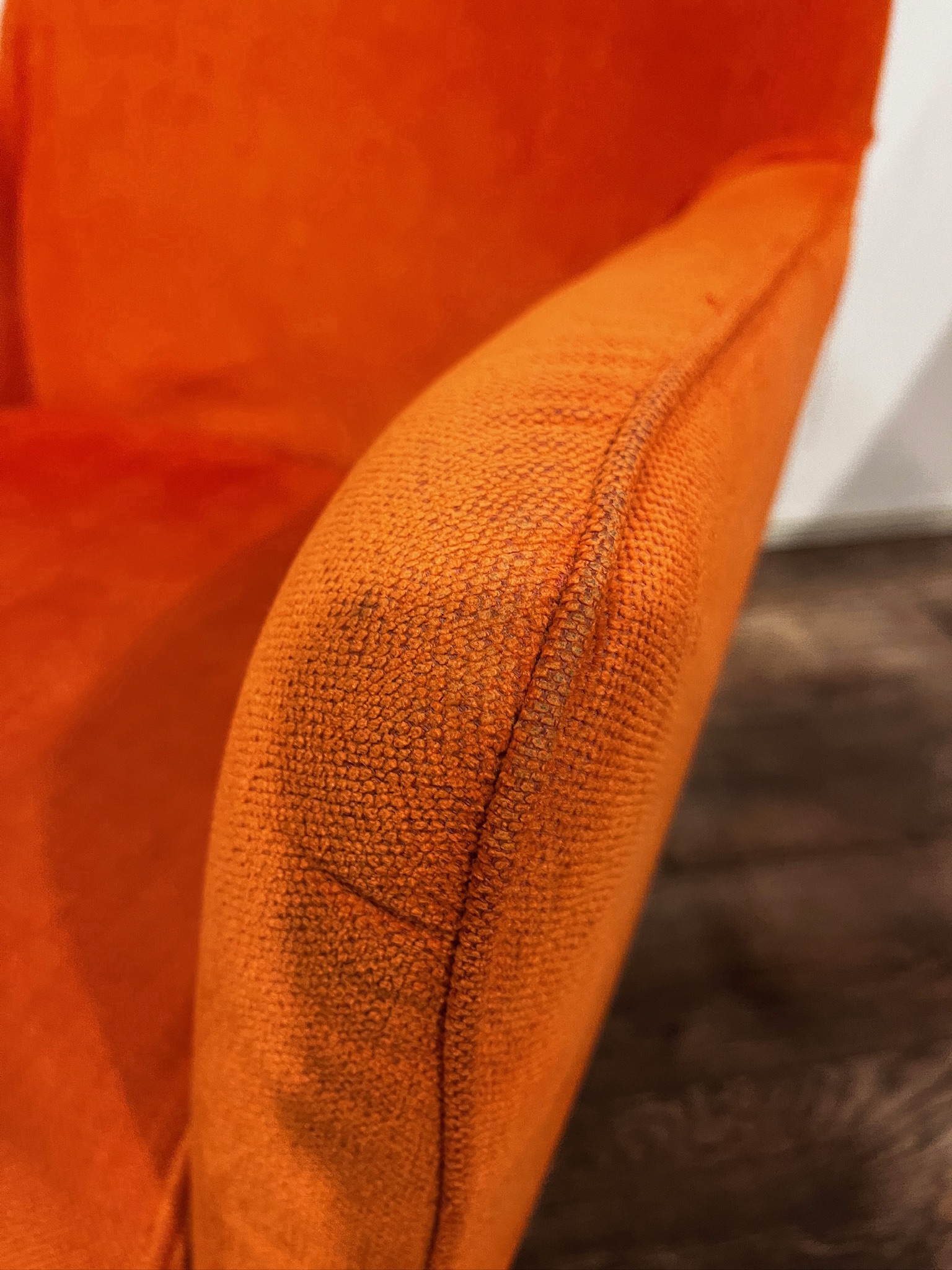 SELT / SOLD Furninova hægindastóll, orange 7