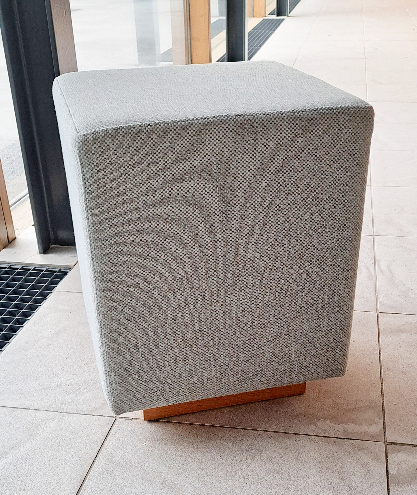 SELT / SOLD Kollar, Sérsmíði GÁ húsgögn