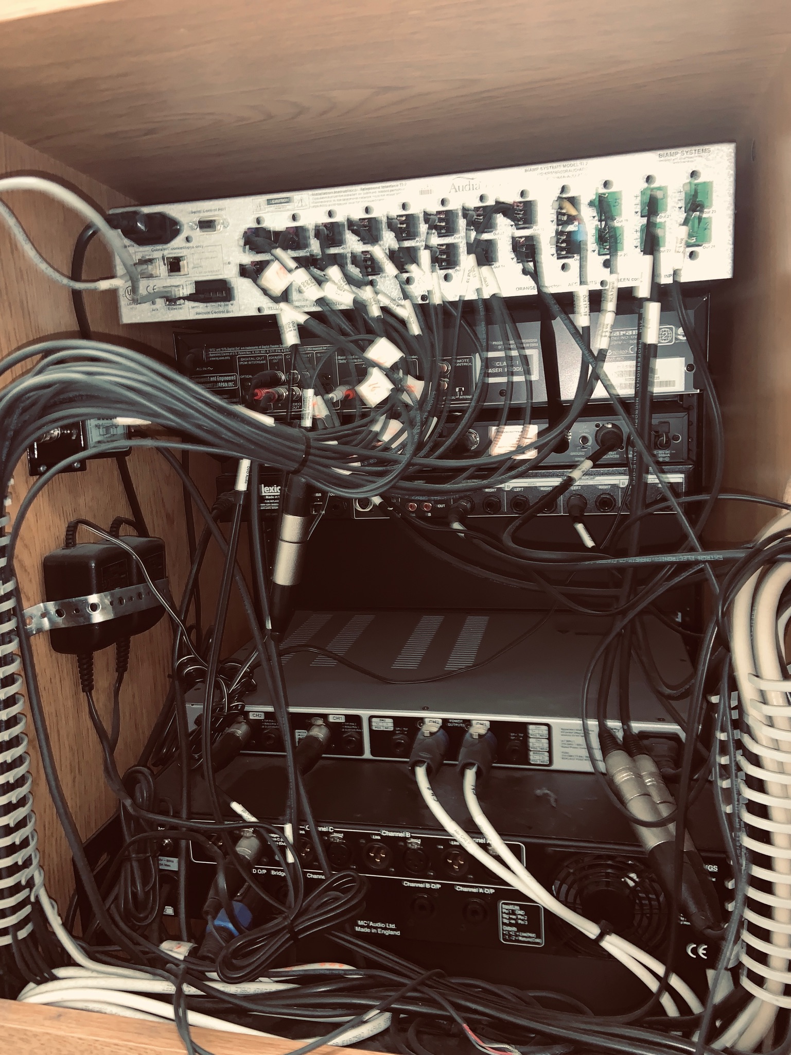 SELT / SOLD Stagebox - Mixer - Hljóðkerfi 13