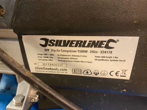 SELT / SOLD Silverline loftpressa, 24 lítra tankur 7