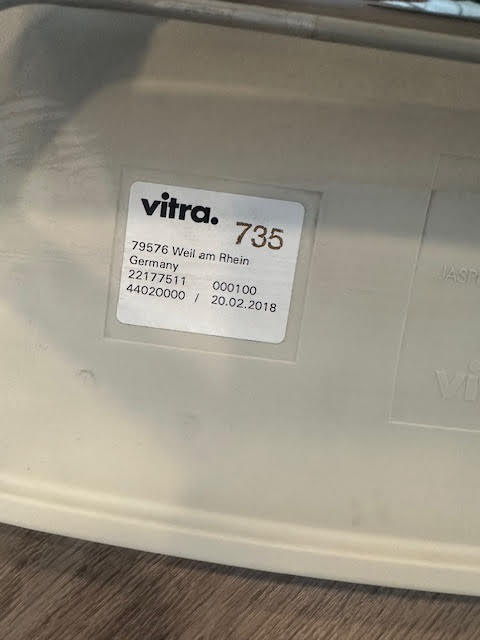 SELT / SOLD Vitra 735 fundarstólar frá Pennanum 6
