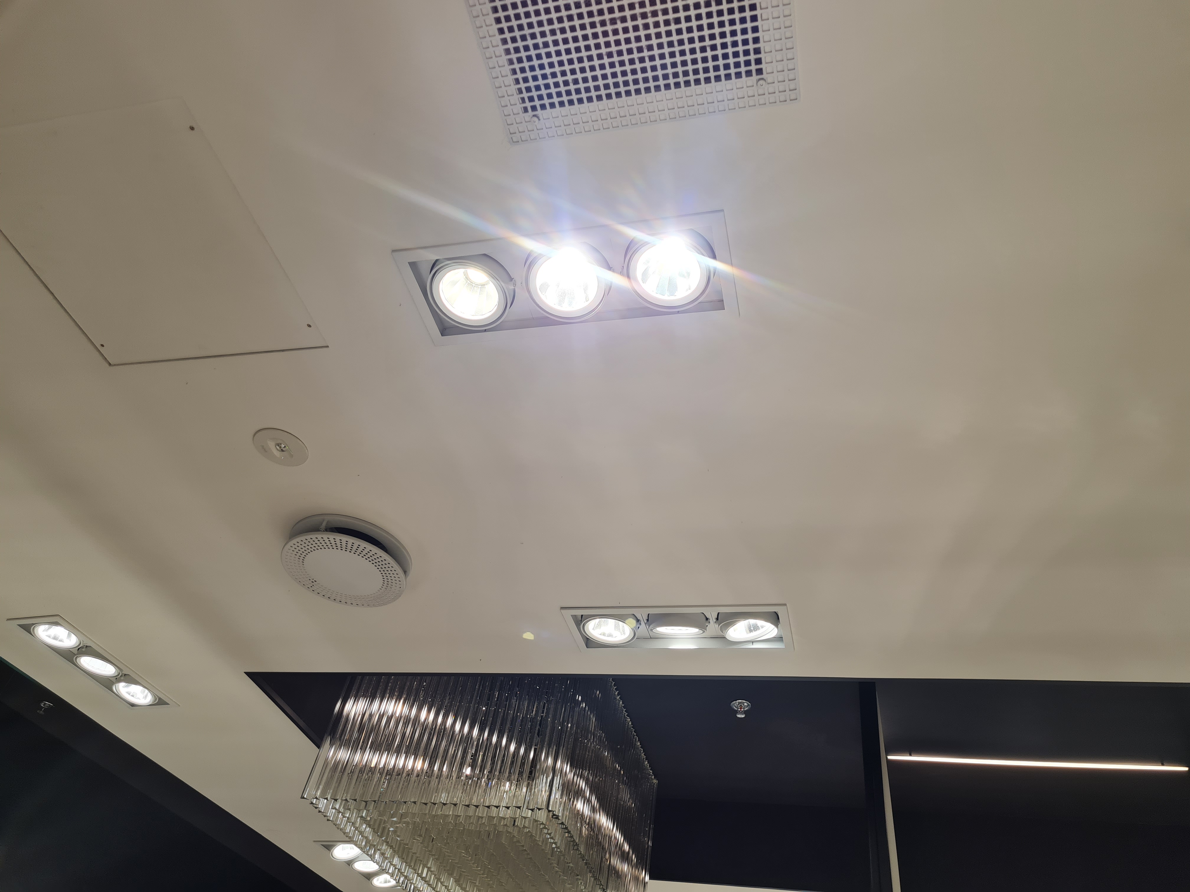 SELT / SOLD Loftljós fyrir kerfisloft