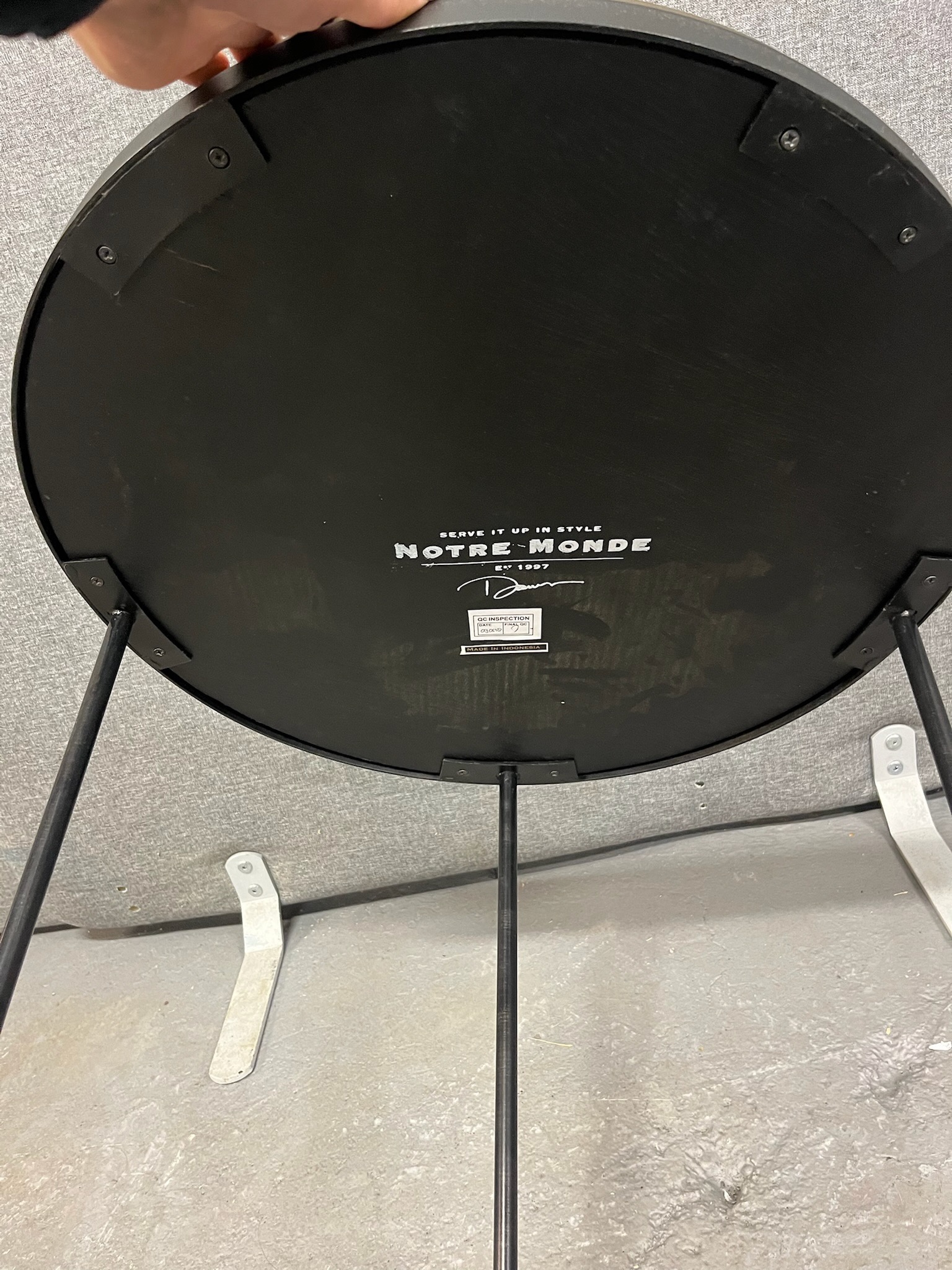 SELT / SOLD Notre Monde hringborð frá Tekk H69 x Ø48 sm. 5