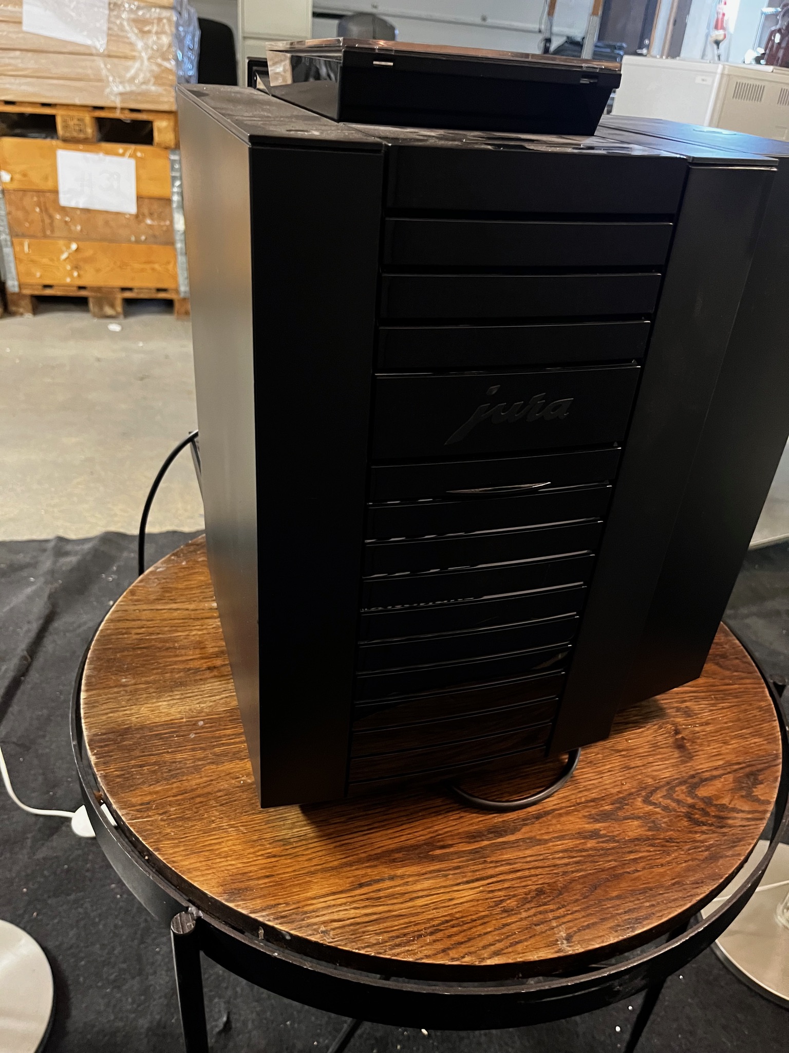 SELT / SOLD Jura X8 kaffivél - Alþingi 4