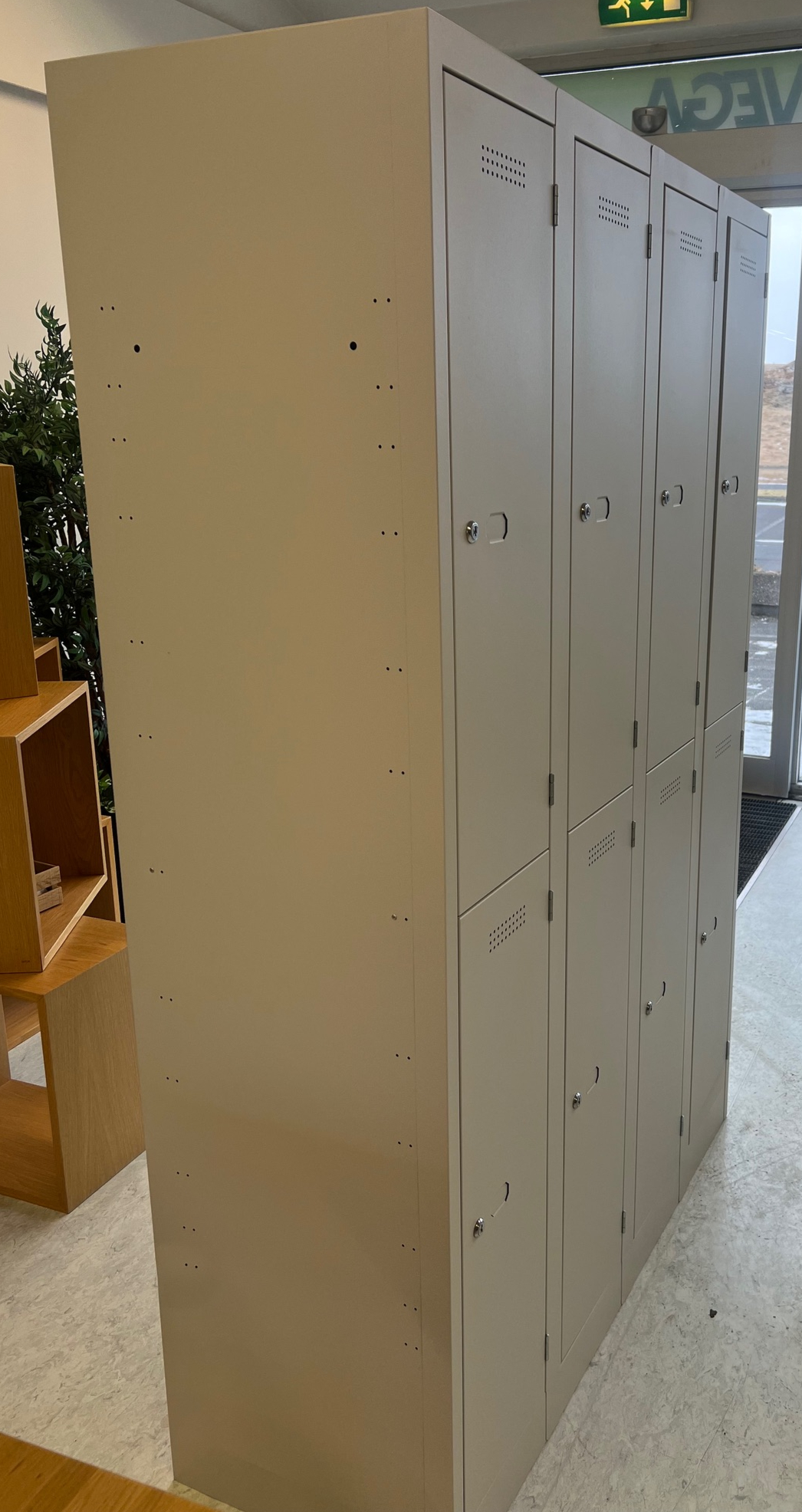 SELT / SOLD Bisley smáhólfaskápur frá AJ Vörulistanum, H180xB120sm. 4