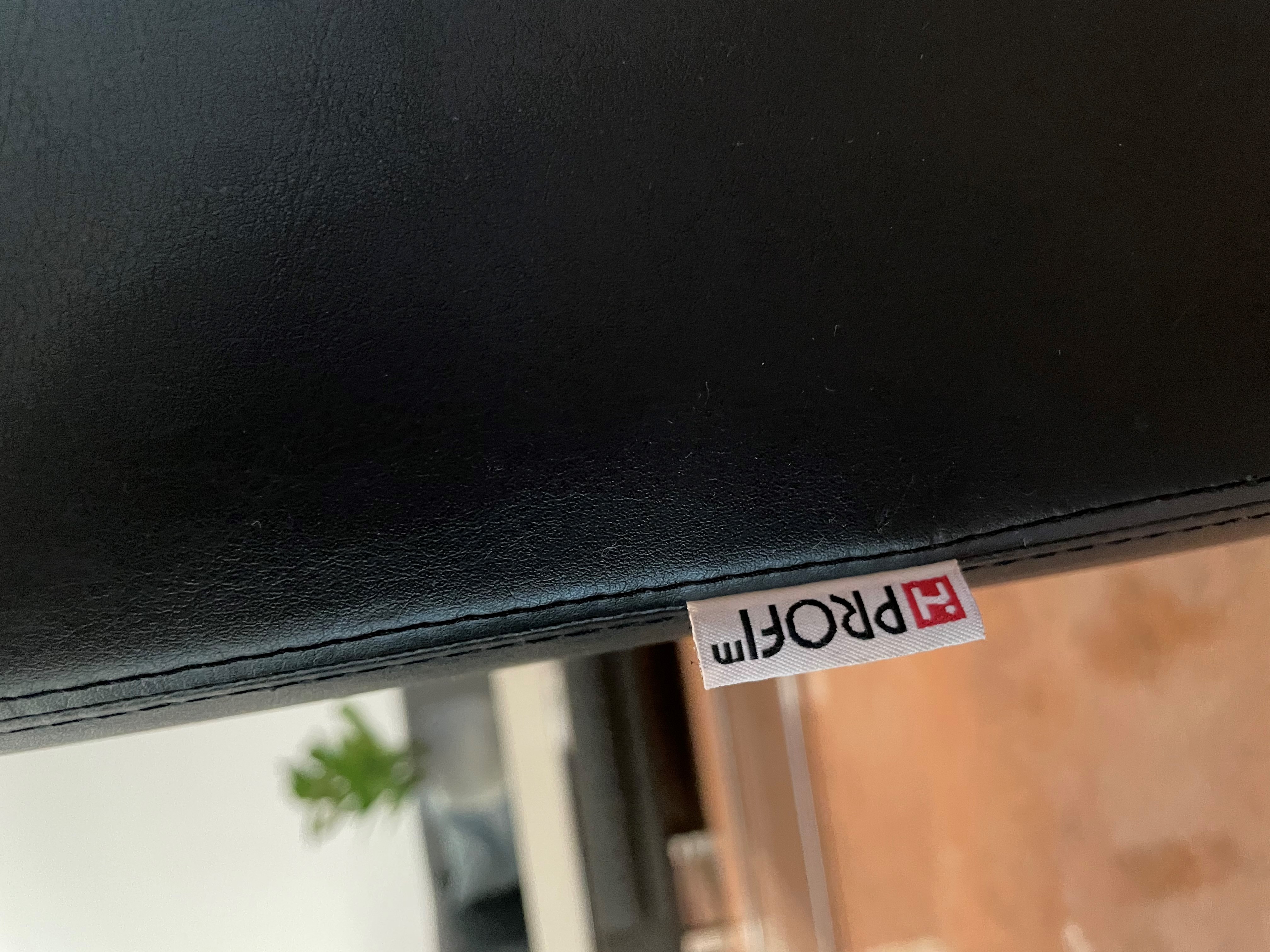 Selt/endurnýtt-Profi sófi 11