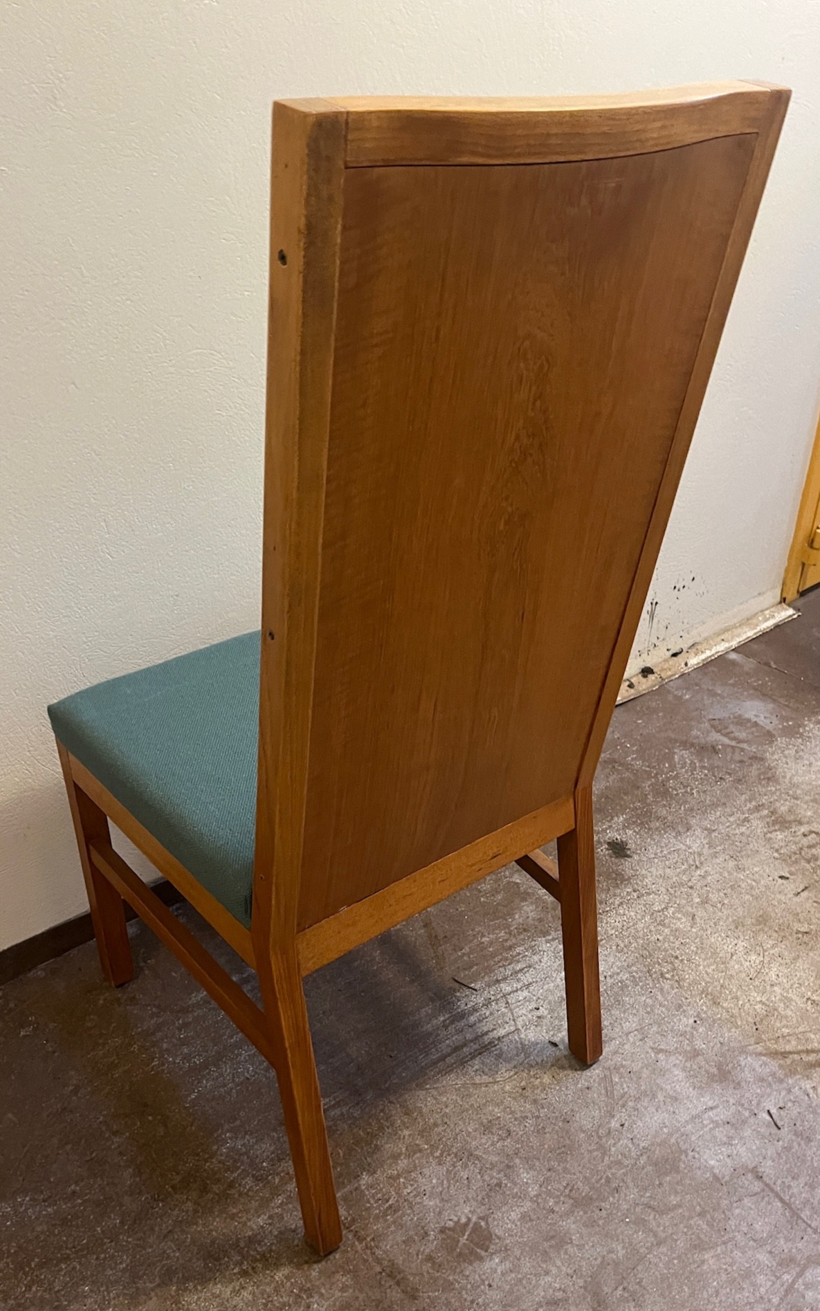 SELT / SOLD Viðarstólar - sérsmíði - handsmíði með tauáklæði (11 stk.) 3