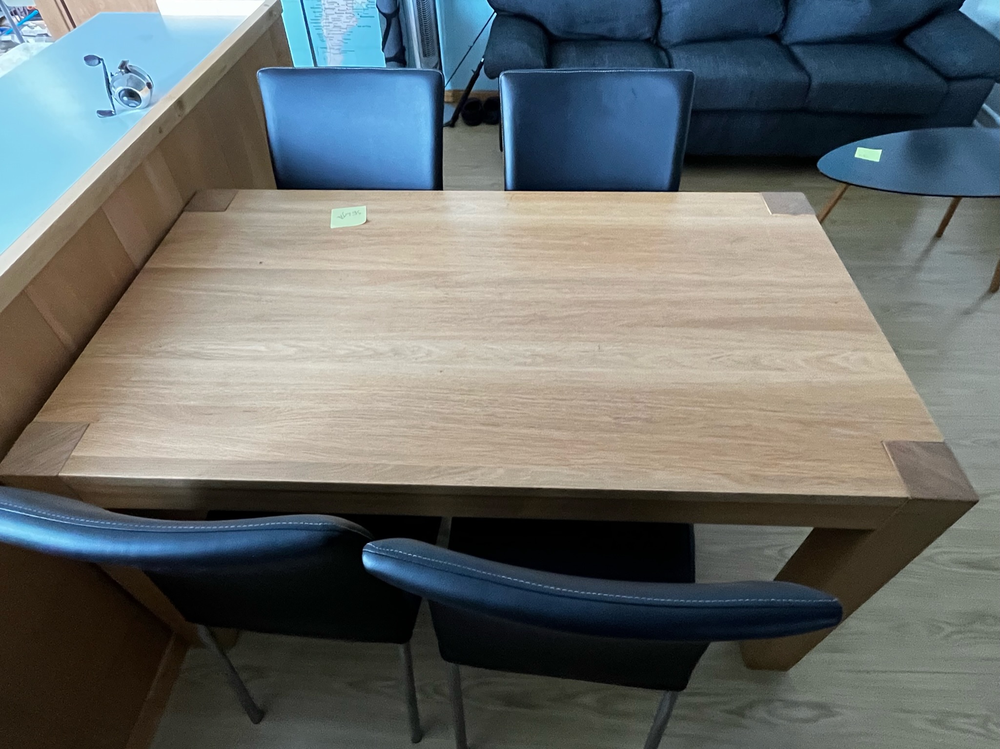 SELT / SOLD - Eldhús/borðstofuborð 5