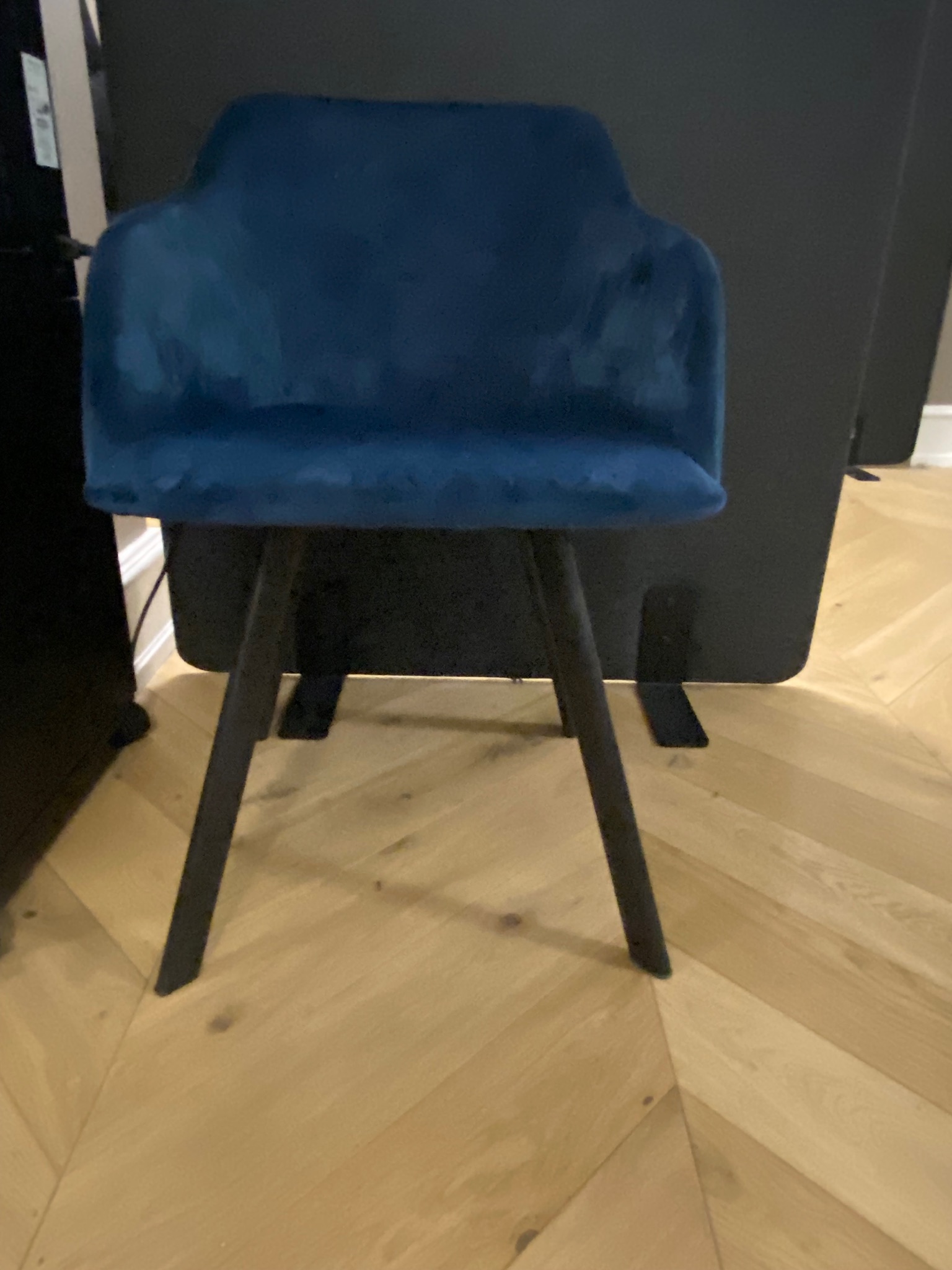 SELT / SOLD Borðstofustóll, Velvet dökkblár 1 stk 3