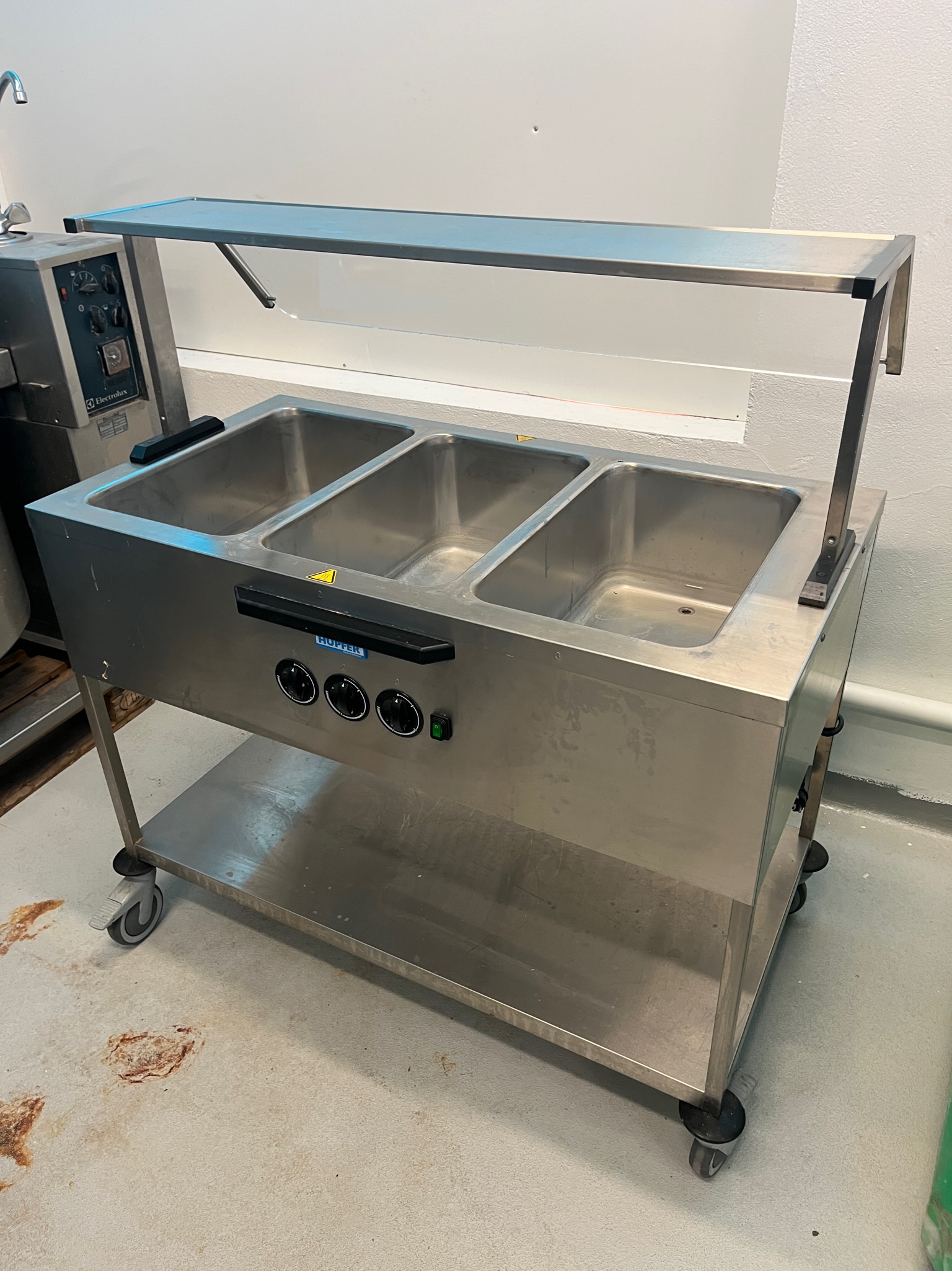 SELT / SOLD Hupper hitaborð - B115sm. 2