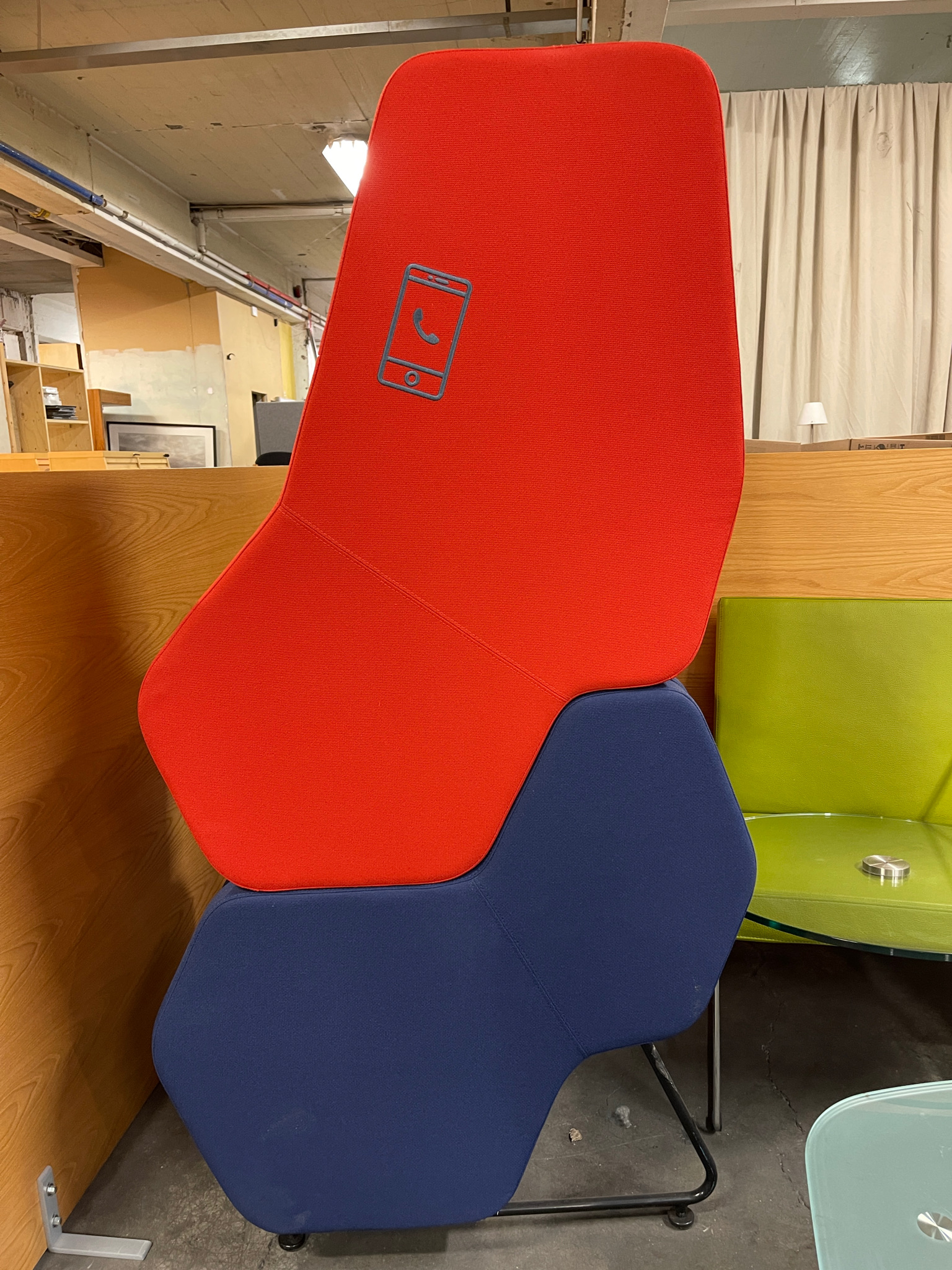 SELT / SOLD Símastóll 8
