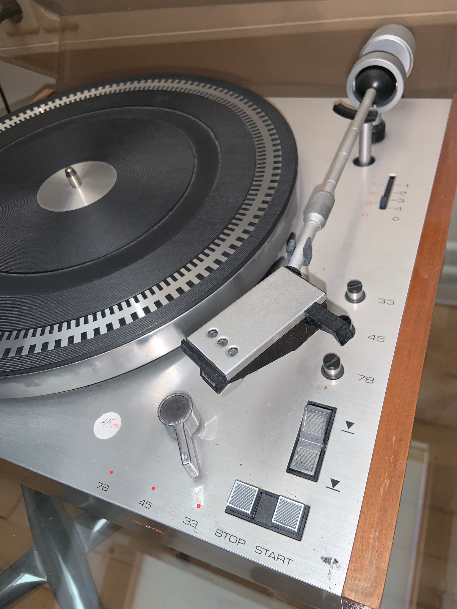 Endurnýtt/seldur- Philips 202 plötuspilari árg 1974 3