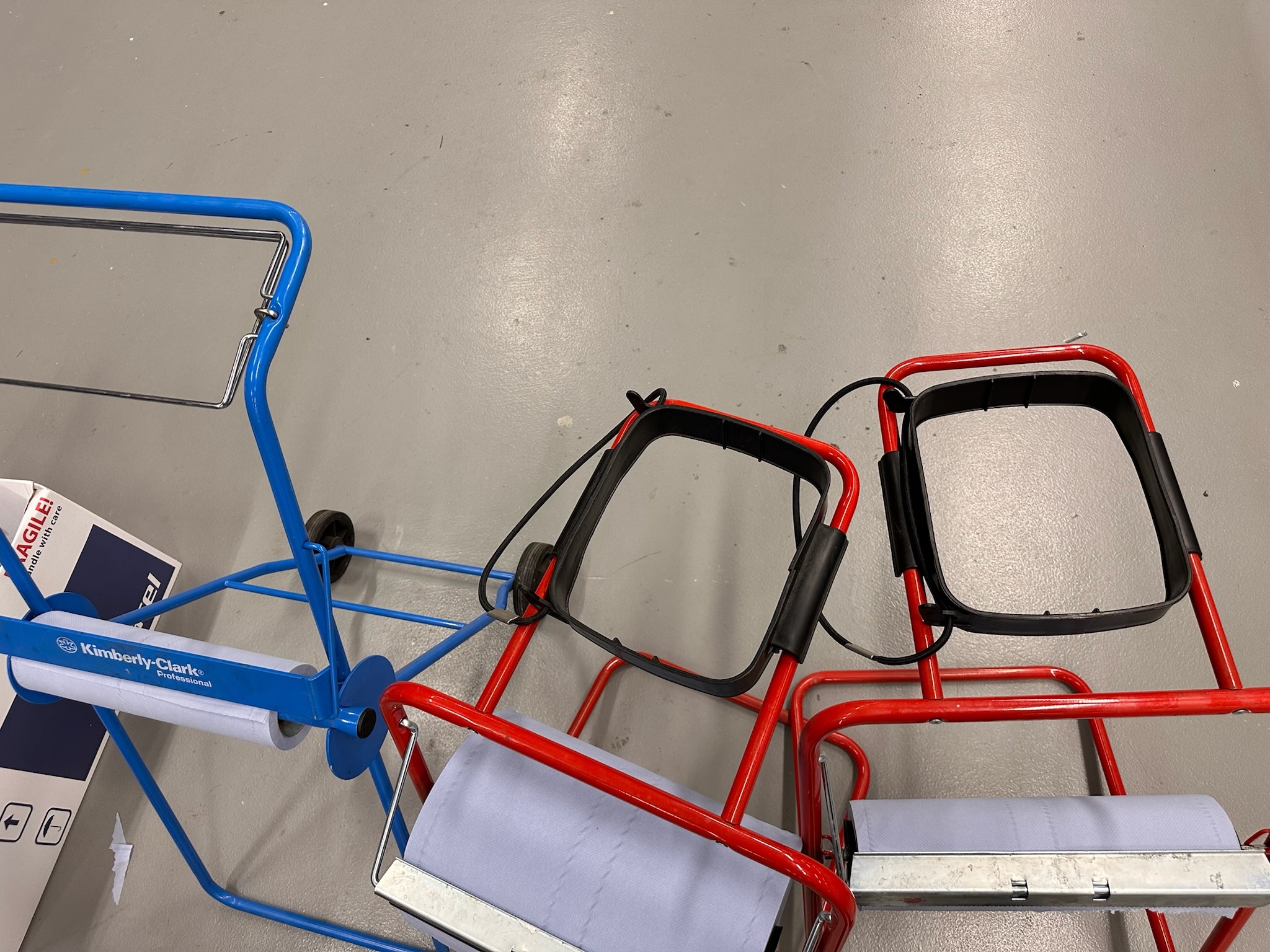 SELT / SOLD - Gólfstandur fyrir pappír og ruslapoka (3 stk.) 4