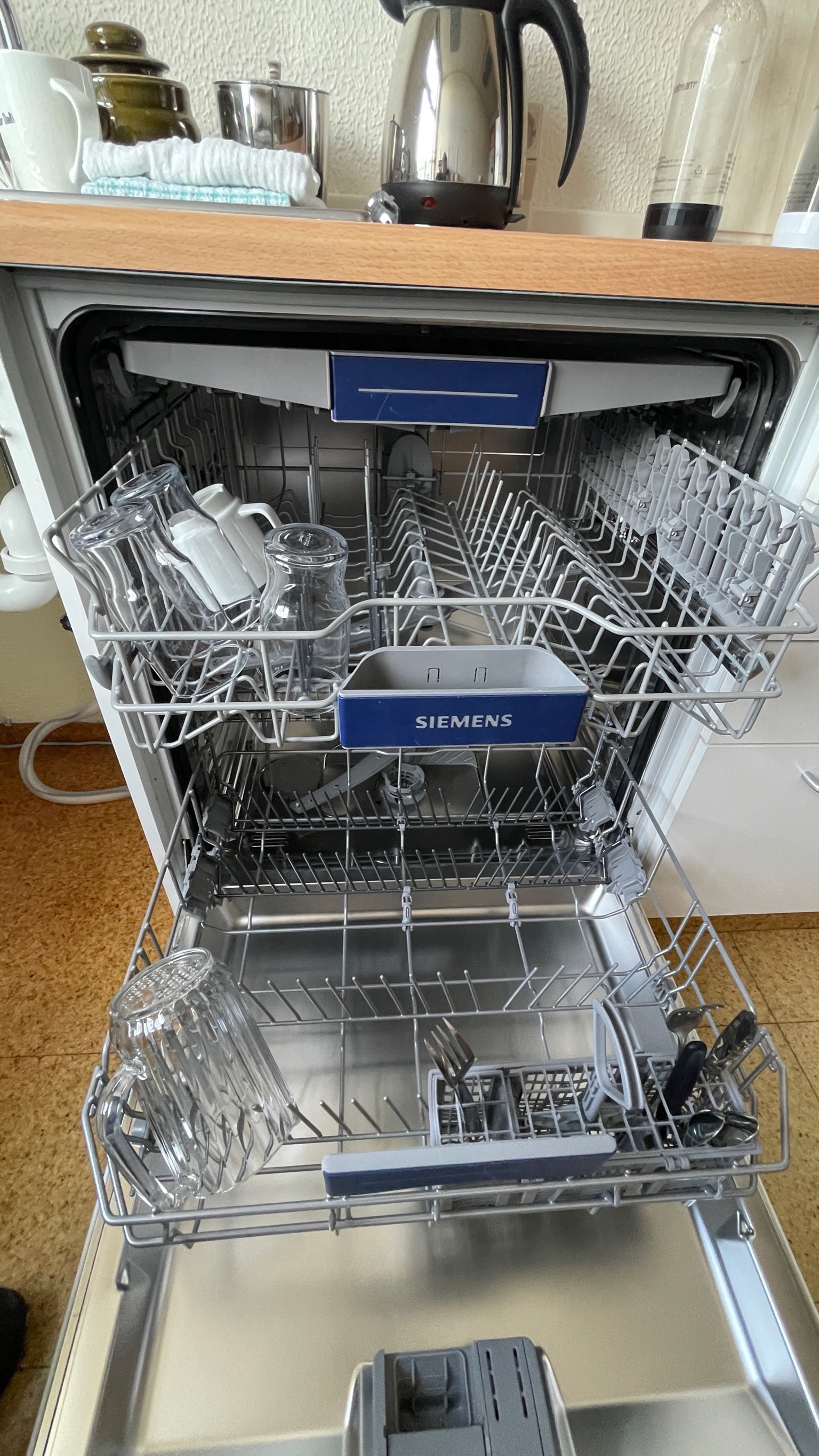 SELT / SOLD Siemens IQ300 uppþvottavél - Alþingi 5