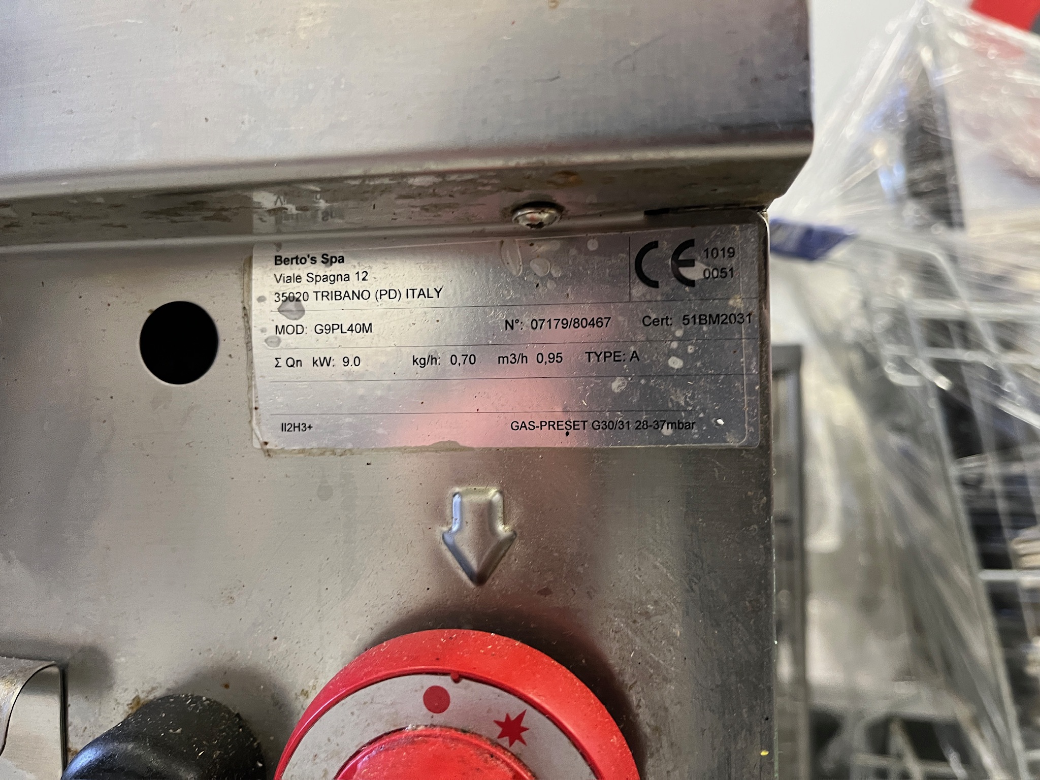 SELT / SOLD Berto's gasgrill, B40 x D70 x H90 sm 5