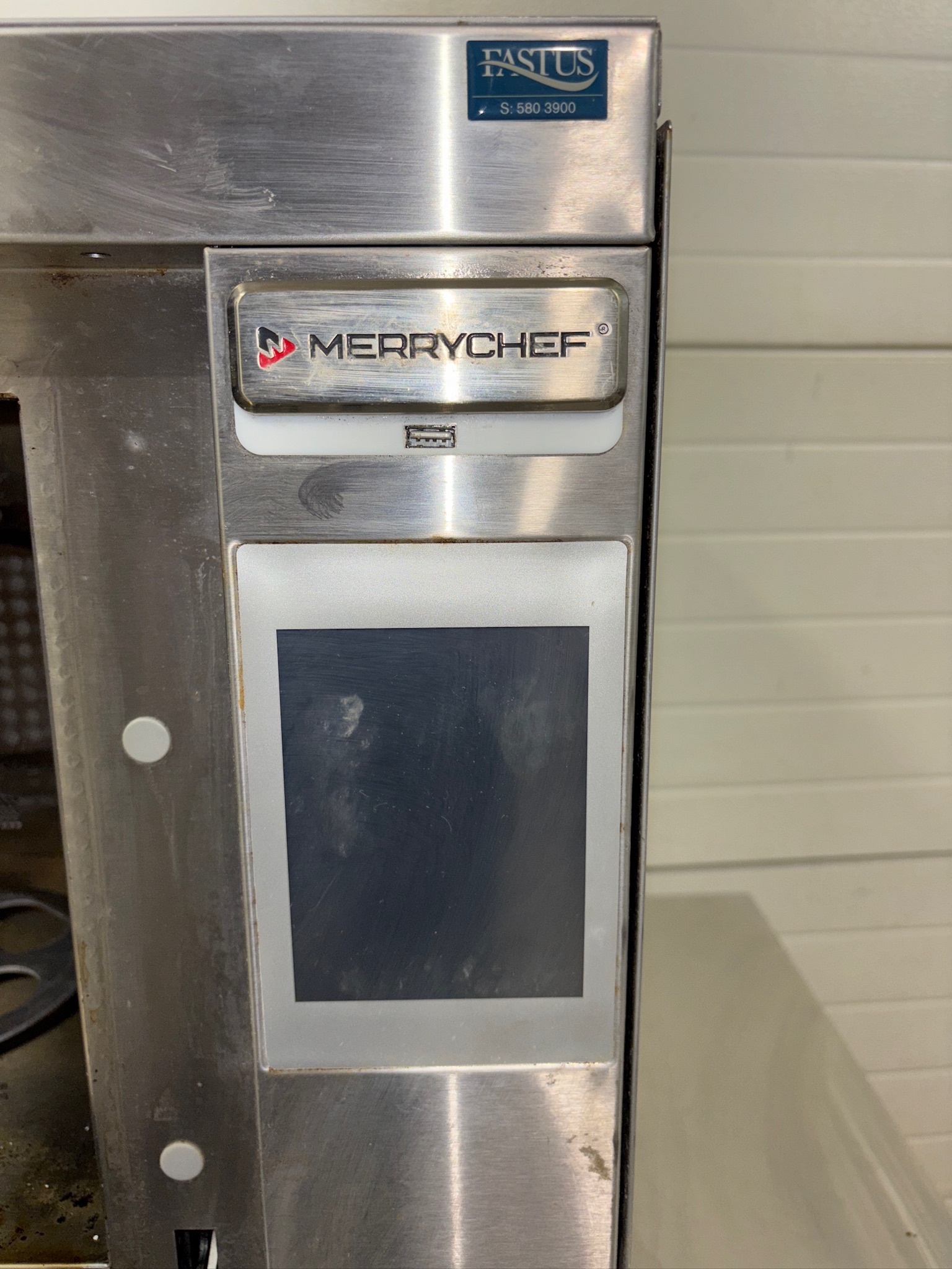 SELT / SOLD MerryChef hraðofn 6