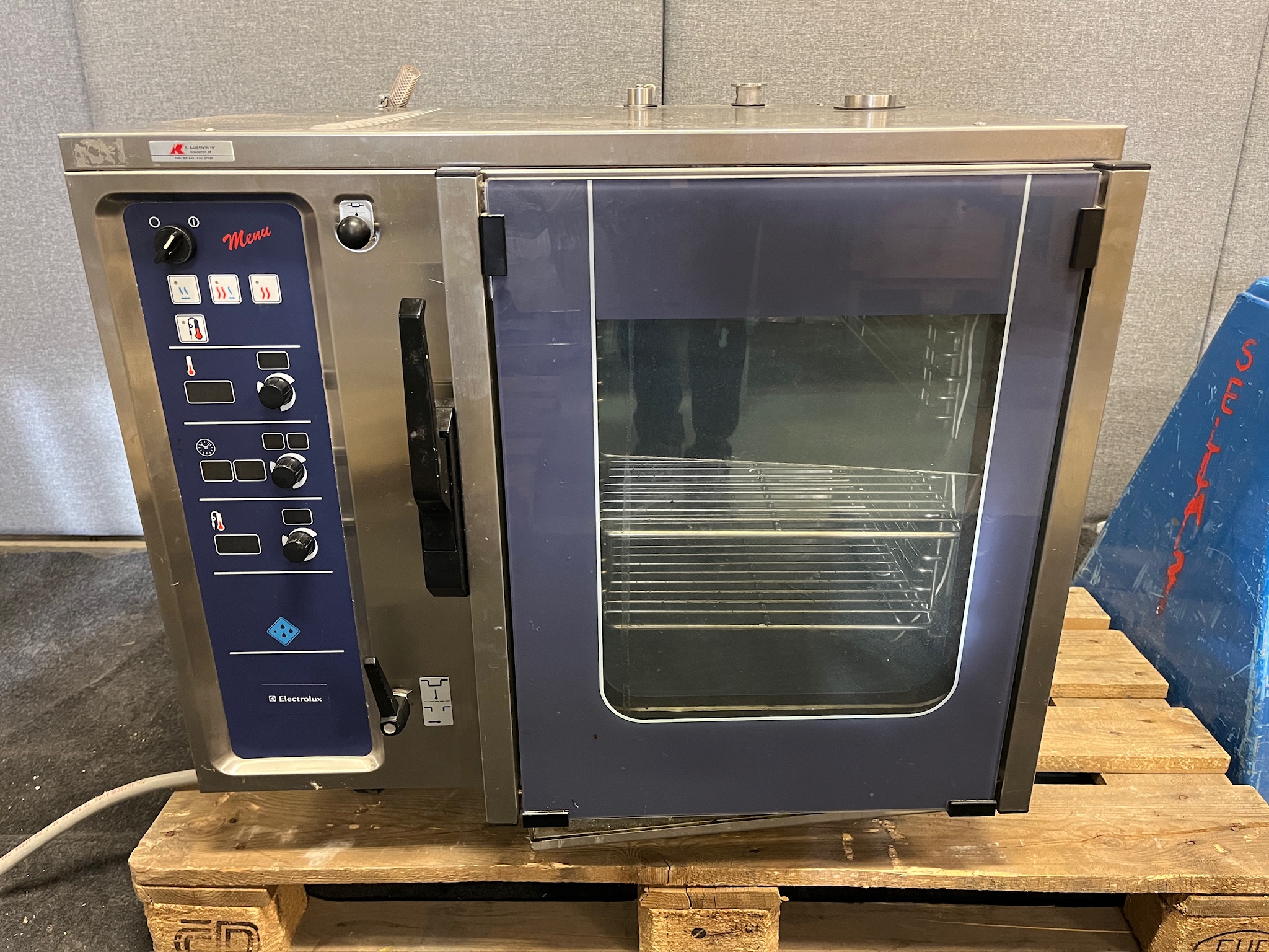 SELT / SOLD Electrolux ofn, 6 skúffur