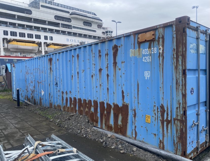 SELT / SOLD - Gámur 40 fet. Nr. 40313. m. ljós - Reykjavík 3