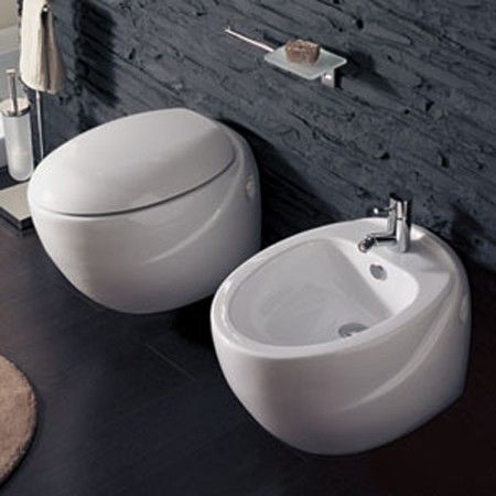 SELT / SOLD WC veggskál frá Laufen Ilbagnoalessi One 5