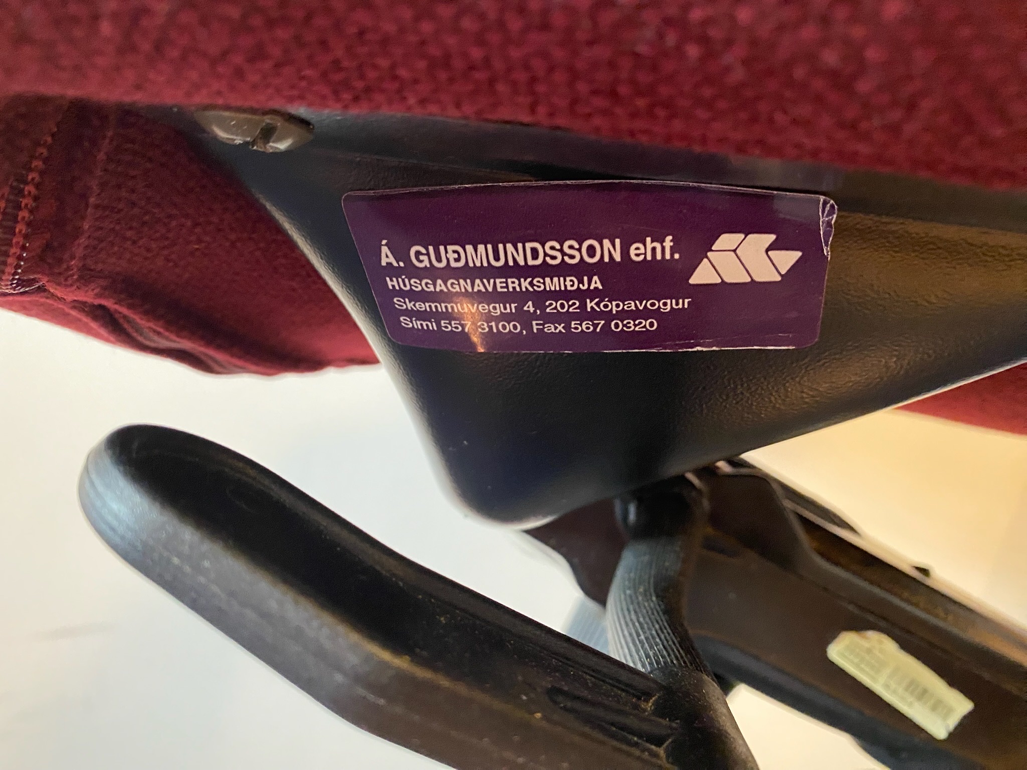 SELT / SOLD ÁG fundarstólar á hjólum - rauðir (27 stk.) 7