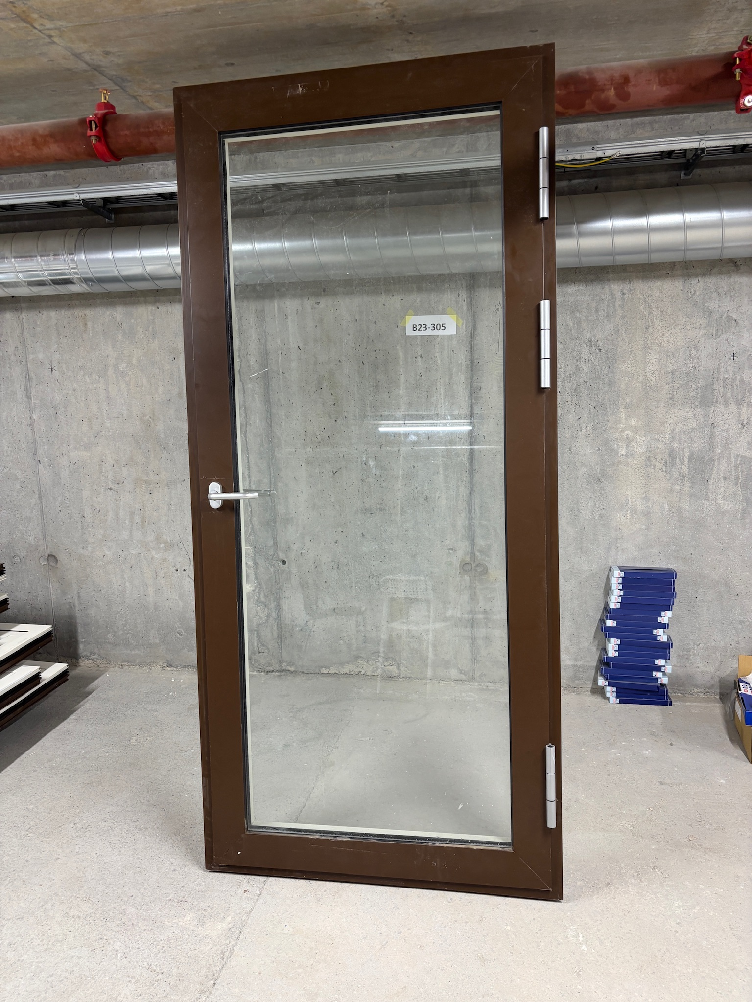SELT / SOLD Svalahurð / útihurð í álramma, H220xB100sm. 5