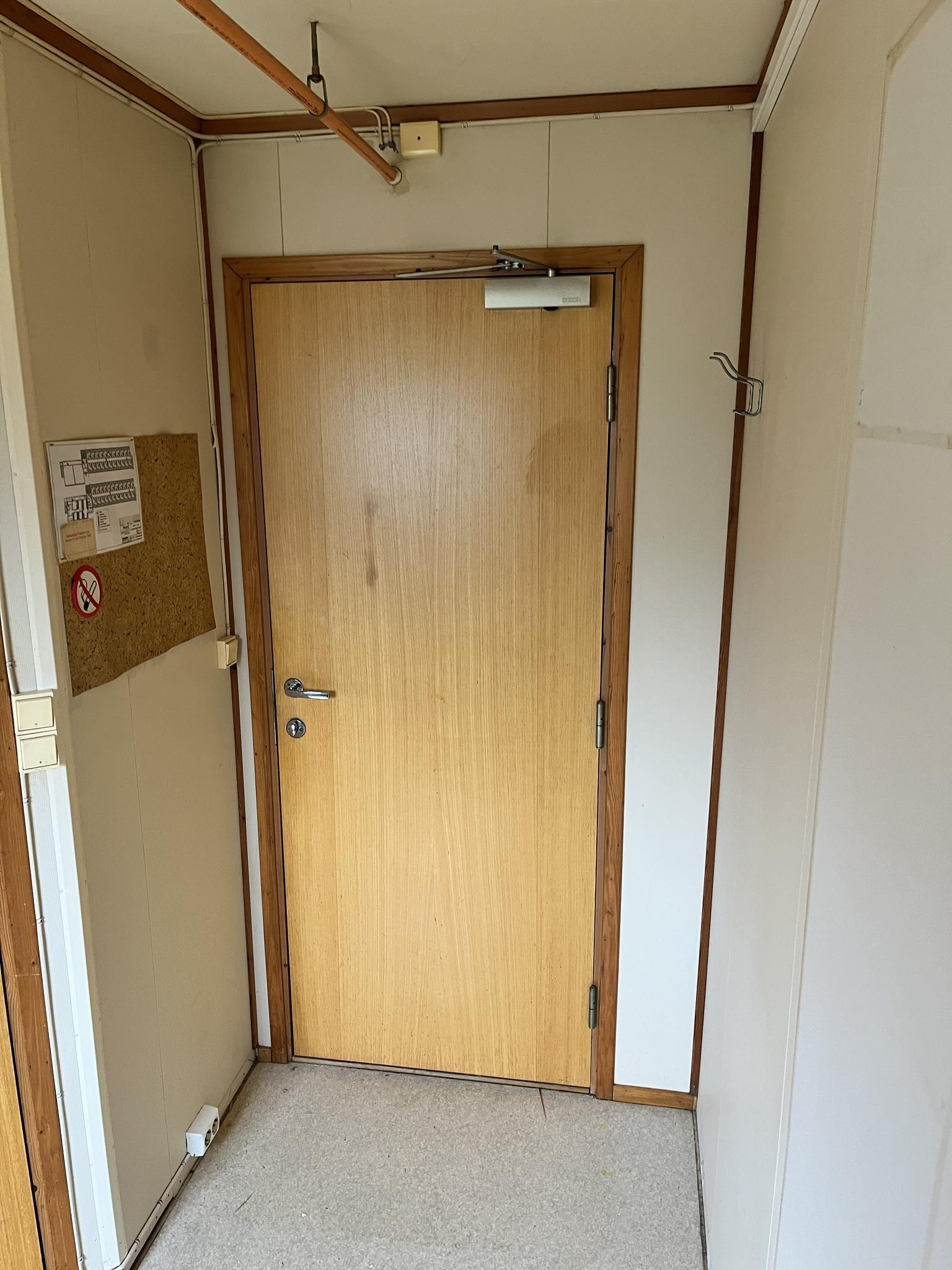 SELT / SOLD - Smáhýsi - hótel - hostel - vinnubúðir - 13 stk., 270 fm. 14
