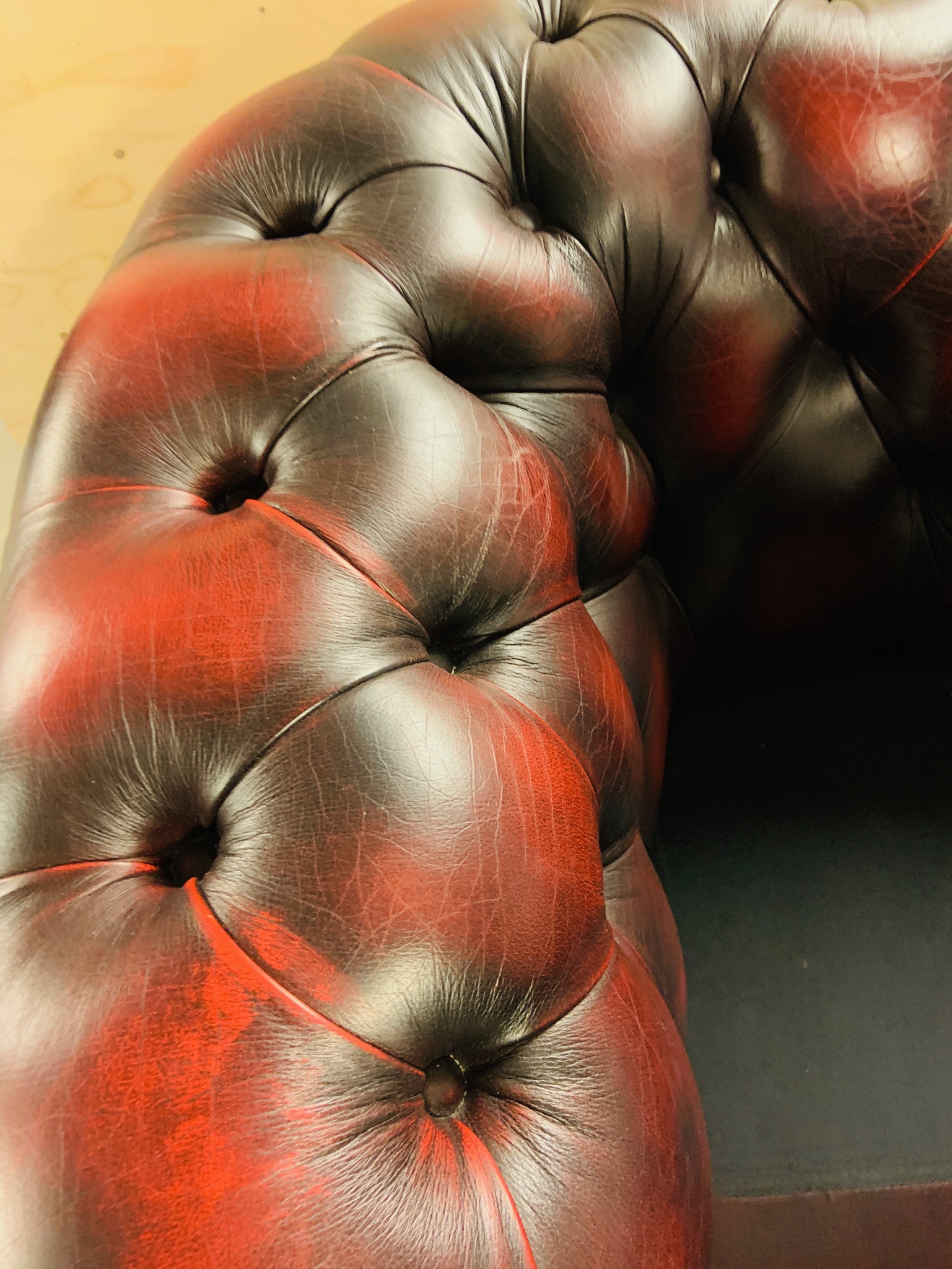 SELT / SOLD-Chesterfield sófasett 3+1+1 11