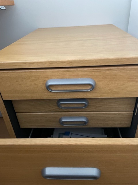 SELT / SOLD IKEA skrifstofukálfur, H63 x B46 x D62 sm. (2 stk.) 3