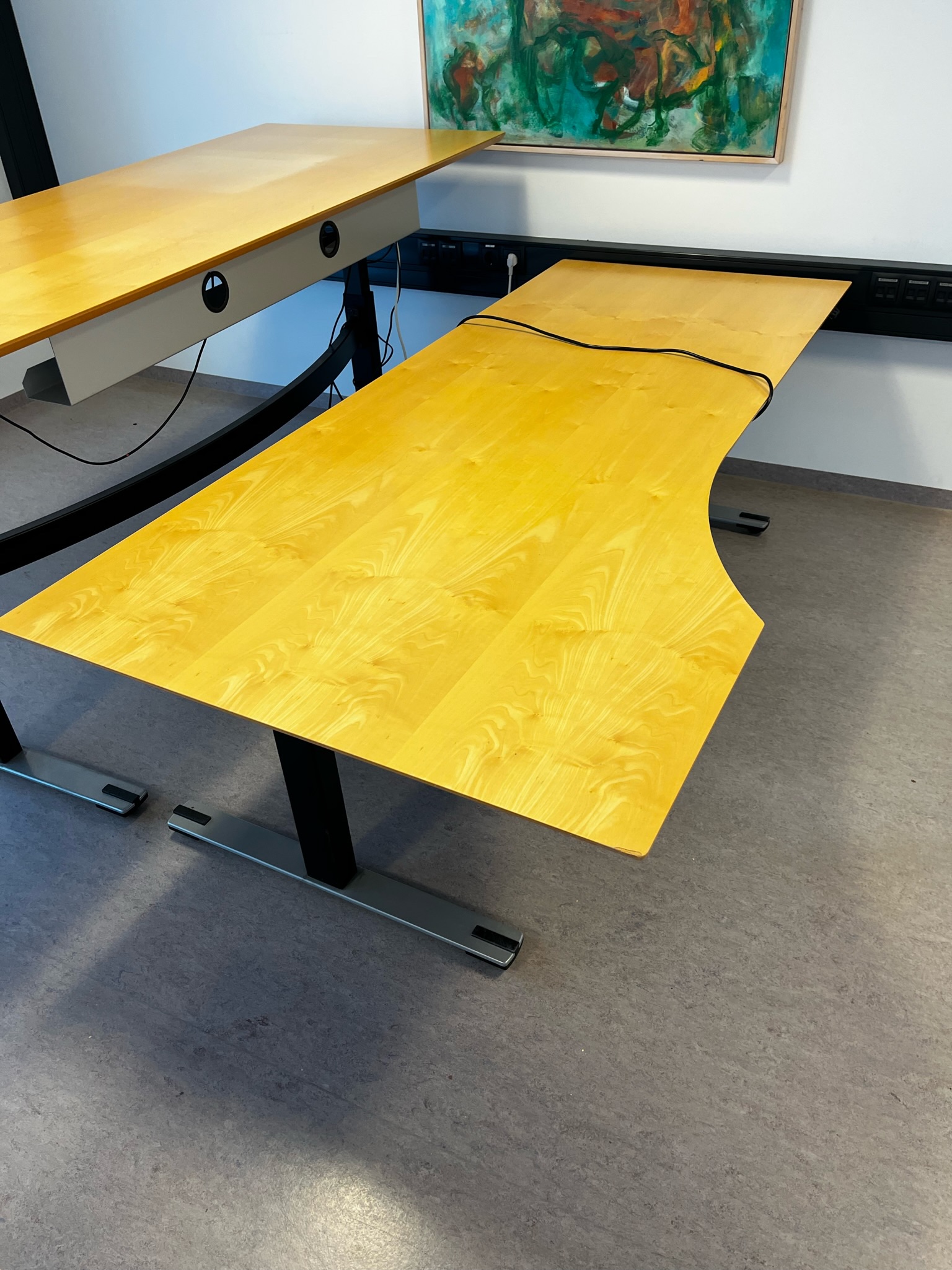 SELT / SOLD - Rafmagnsborð 180x100x80 - 7 stk. til 4