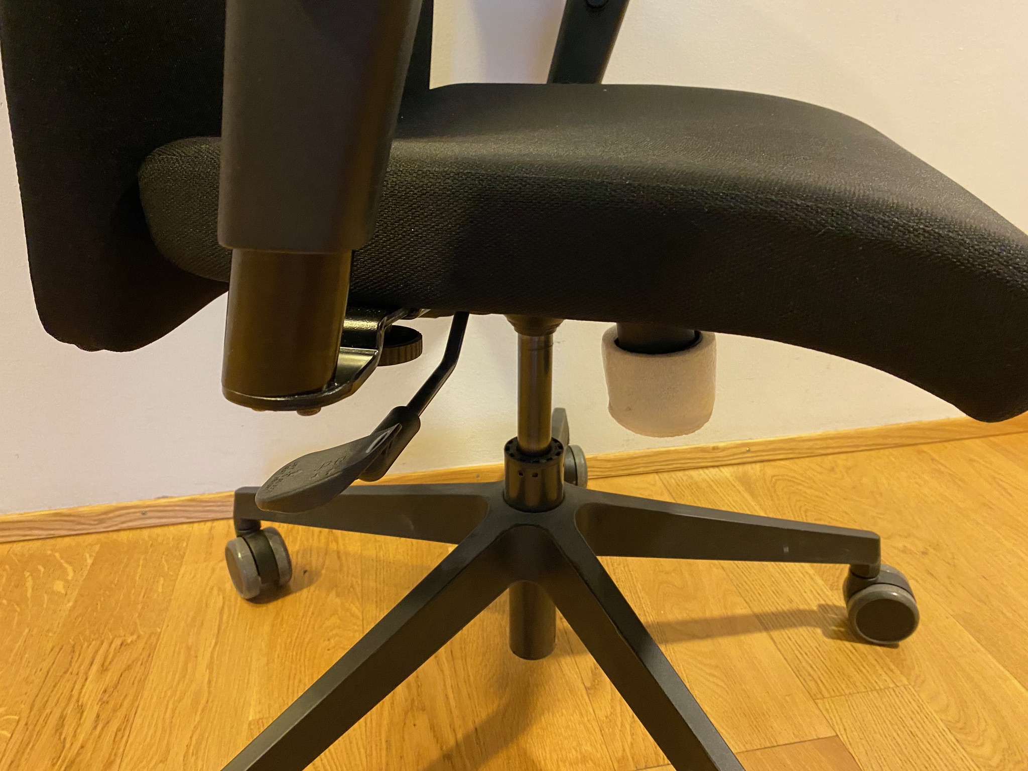 SELT/SOLD Vandaður skrifborðsstóll - skrifborðsstólar frá Pennanum 5