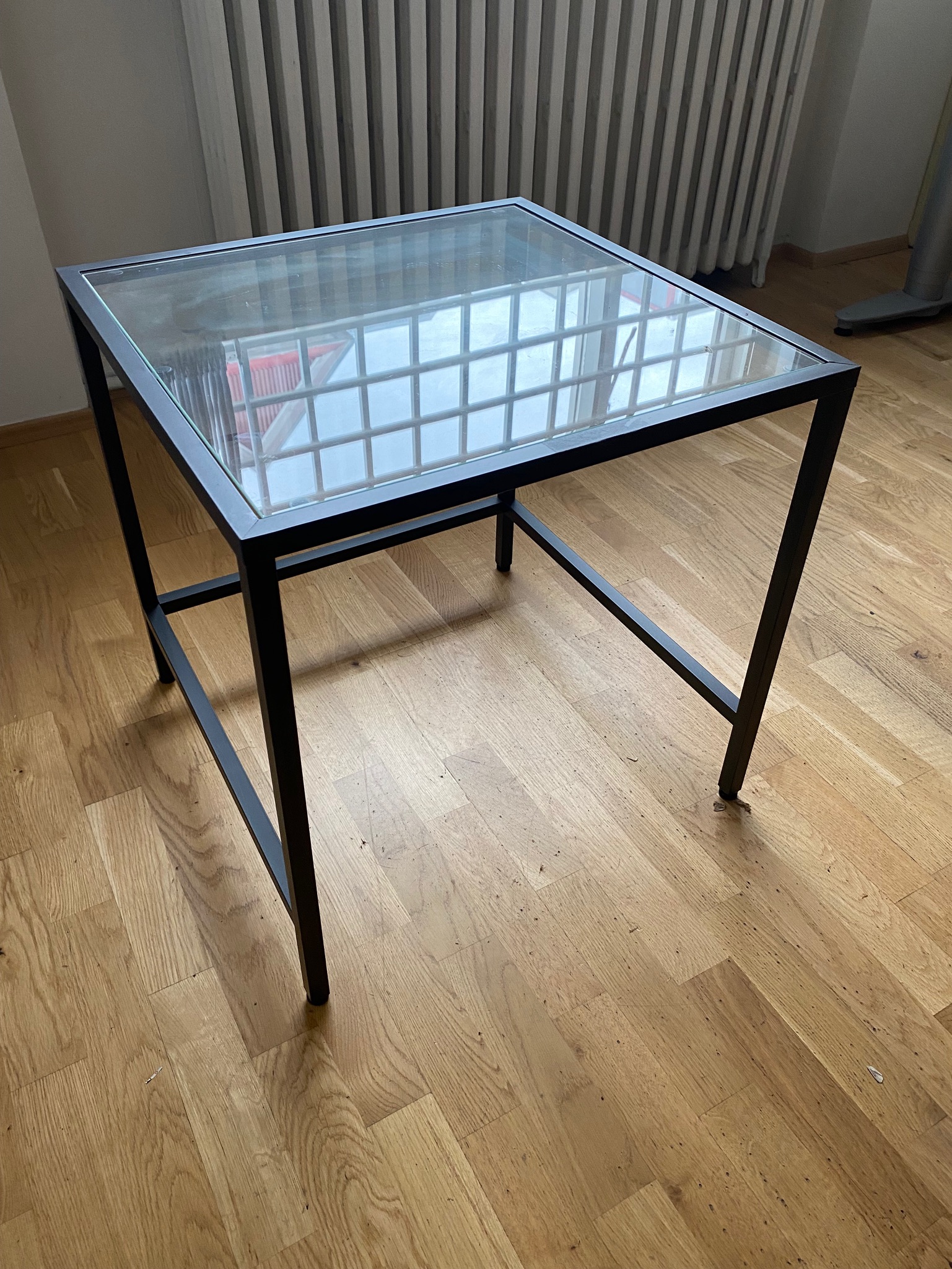 SELT / SOLD Glerborð