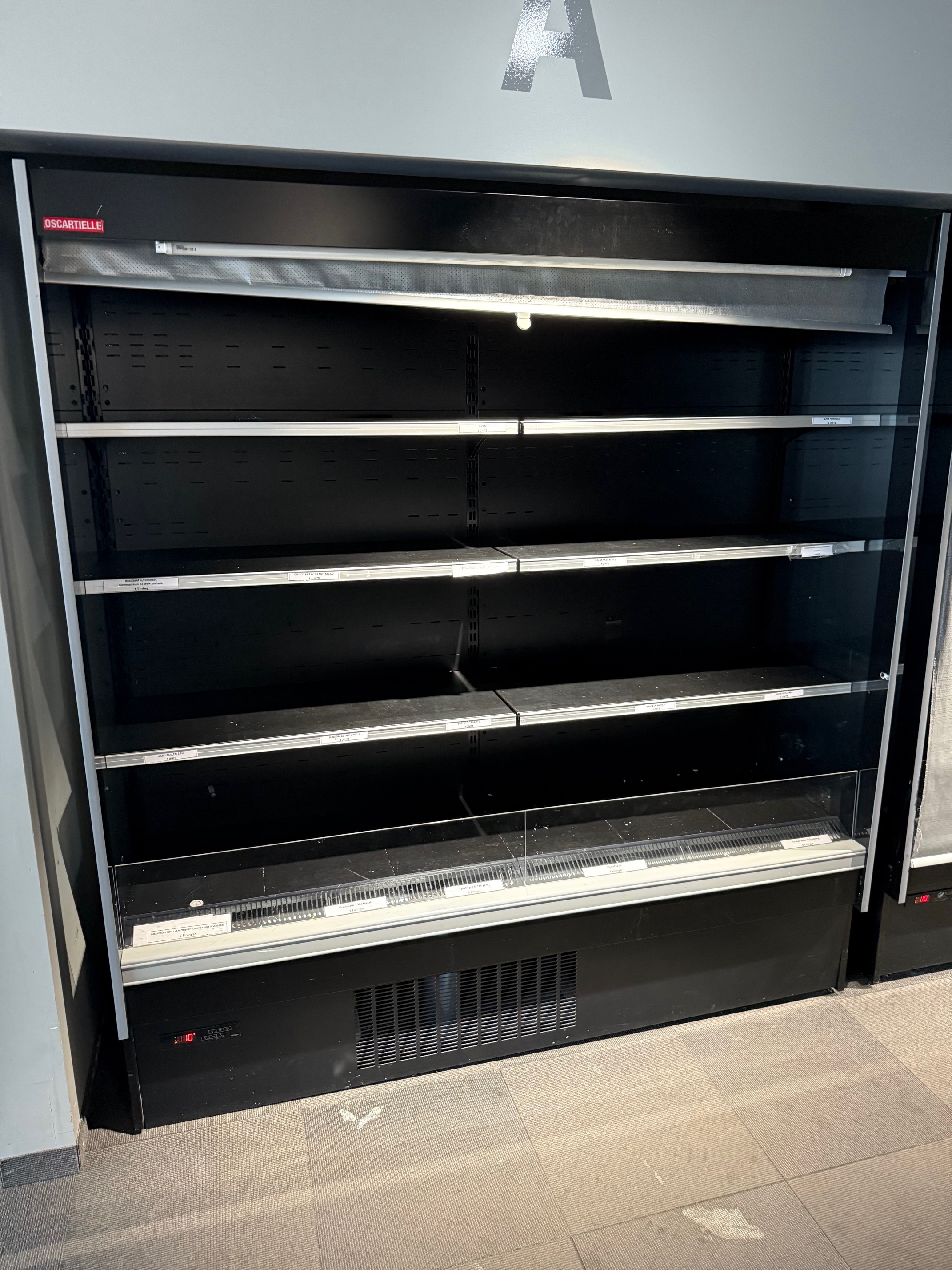SELT / SOLD scartielle display - samloku/goskælir - B192 x H197 6 stk. e 4