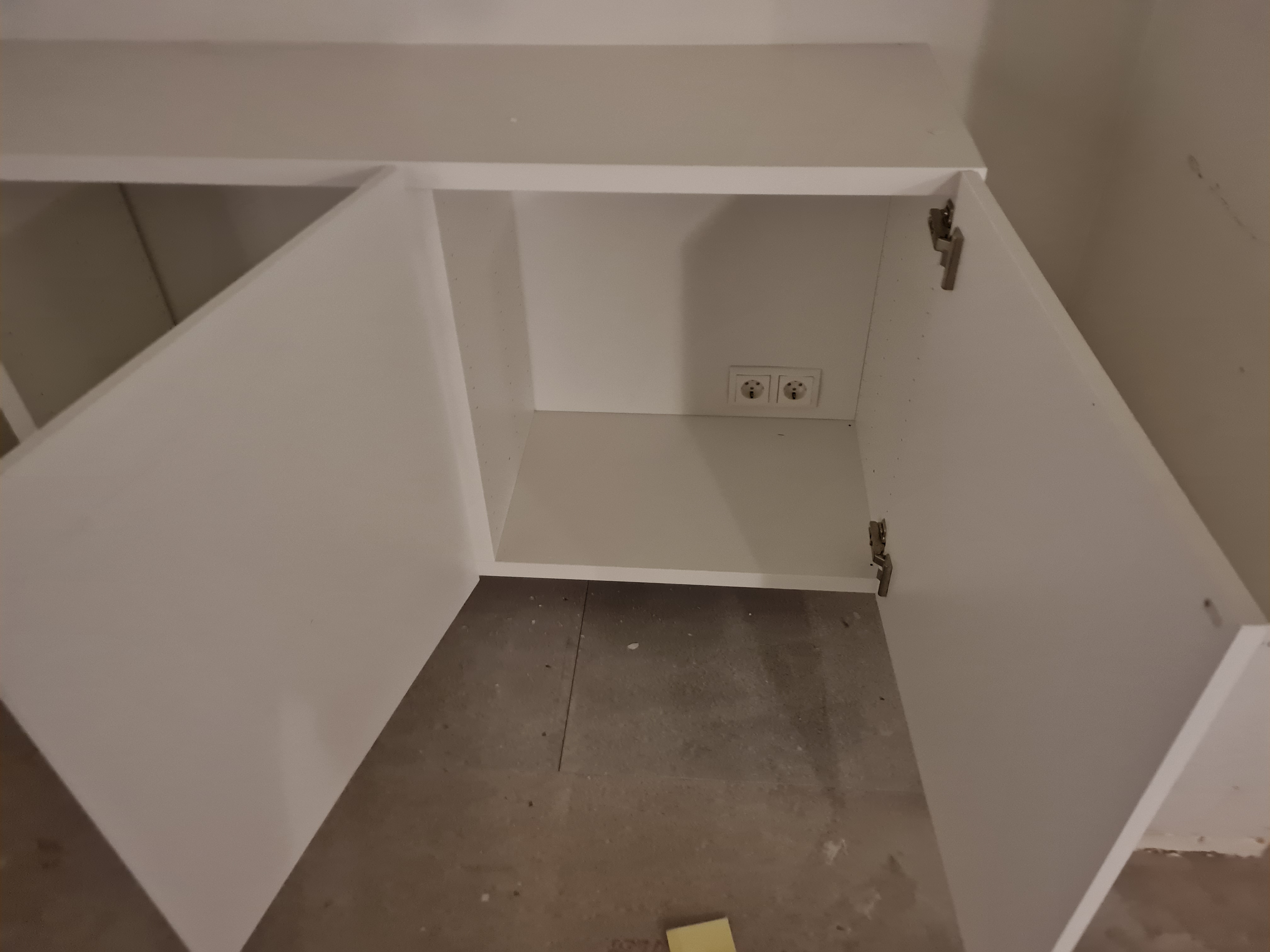 Selt - IKEA skápur 6