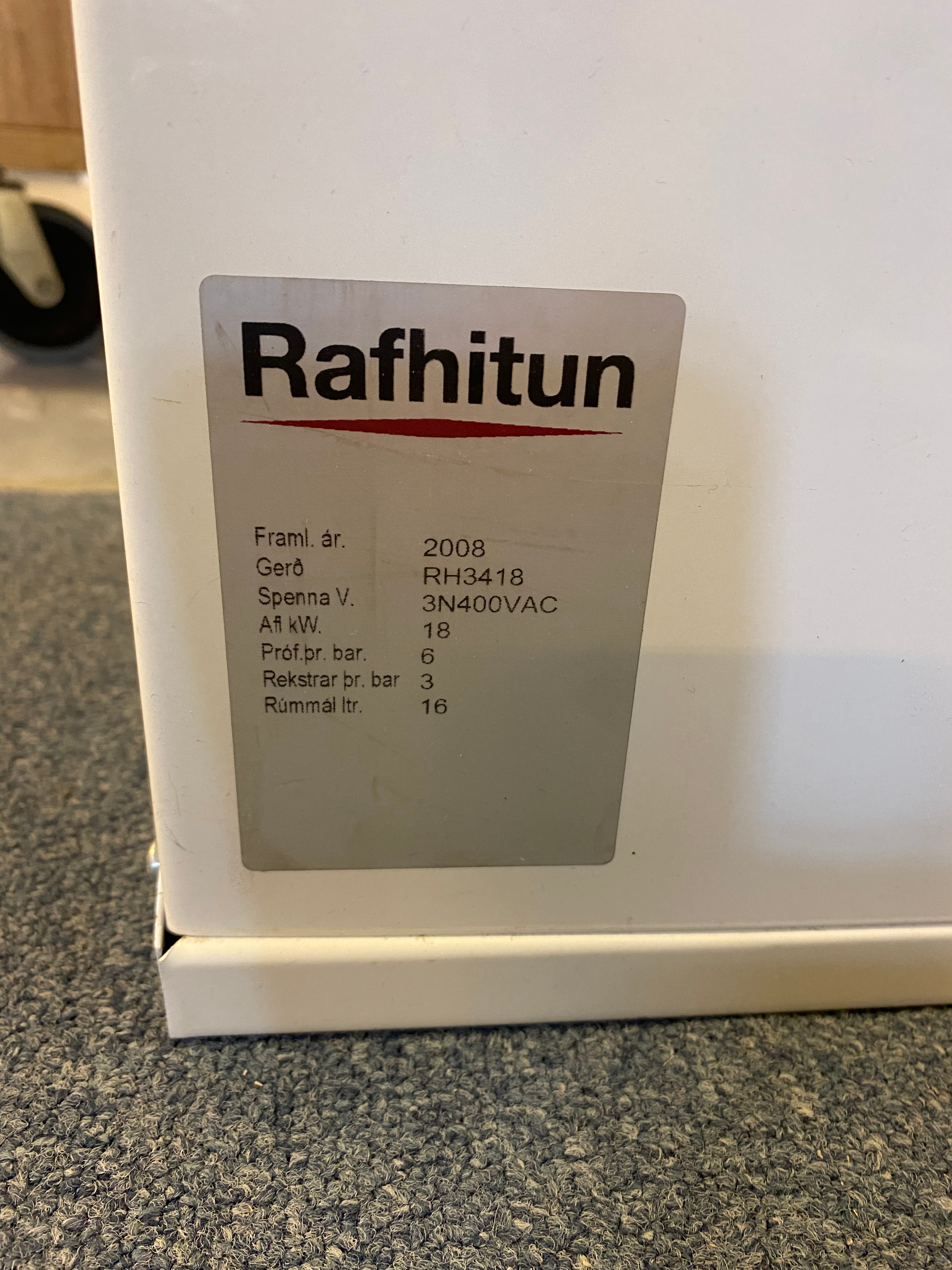 SELT / SOLD Rafhitari, 16L 5